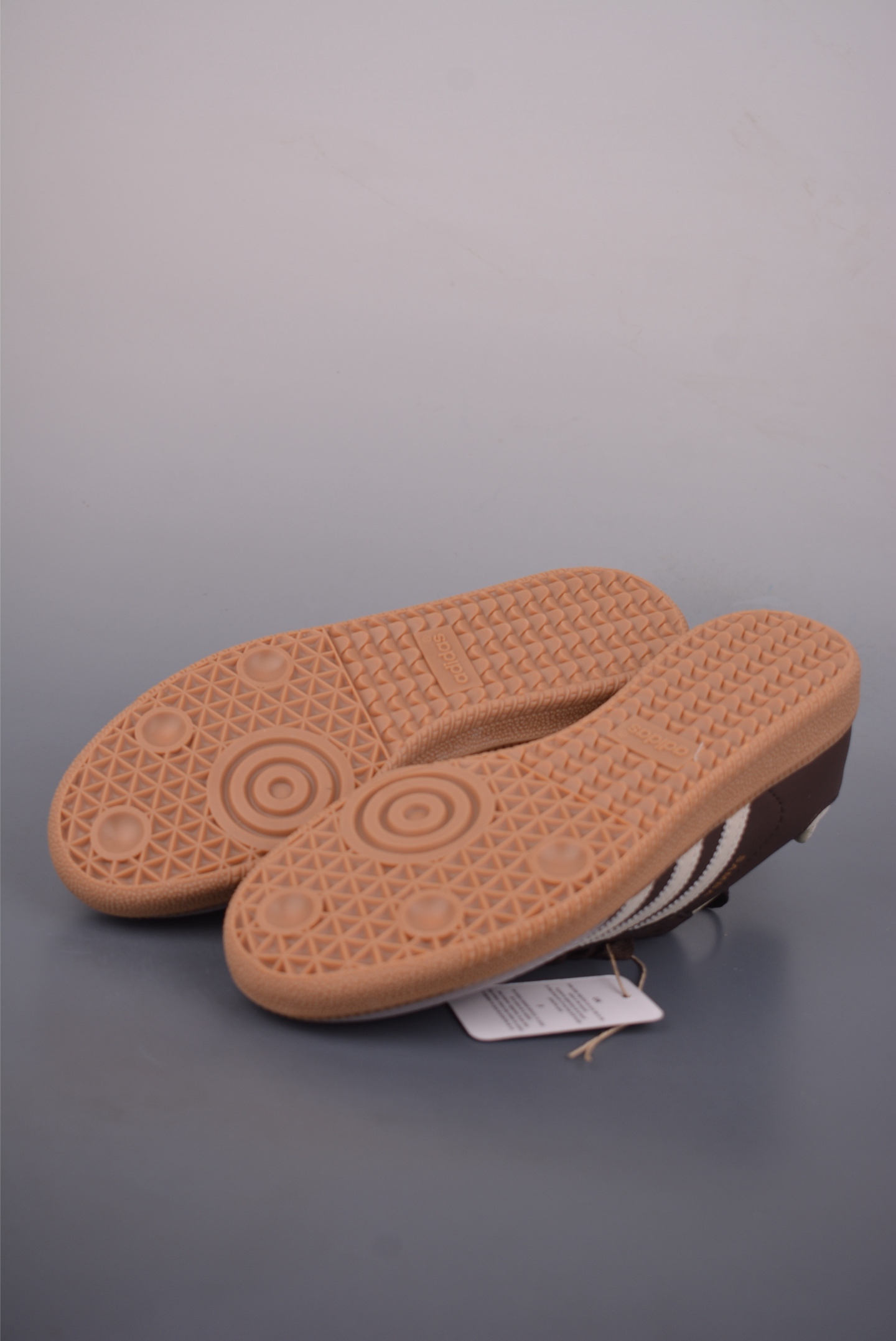 Adidas三叶草SAMBA 休闲板鞋 性价比天花板 ID1481-Top High Quatity Cheap Sneakers Fashion Clothing Clothes Bags handbags Shoes of all Brand wholesale With The best Quality And Beautiful Price from China Factory Chinese suppliers wholesaler seller Adidas三叶草SAMBA 休闲板鞋 性价比天花板 ID1481