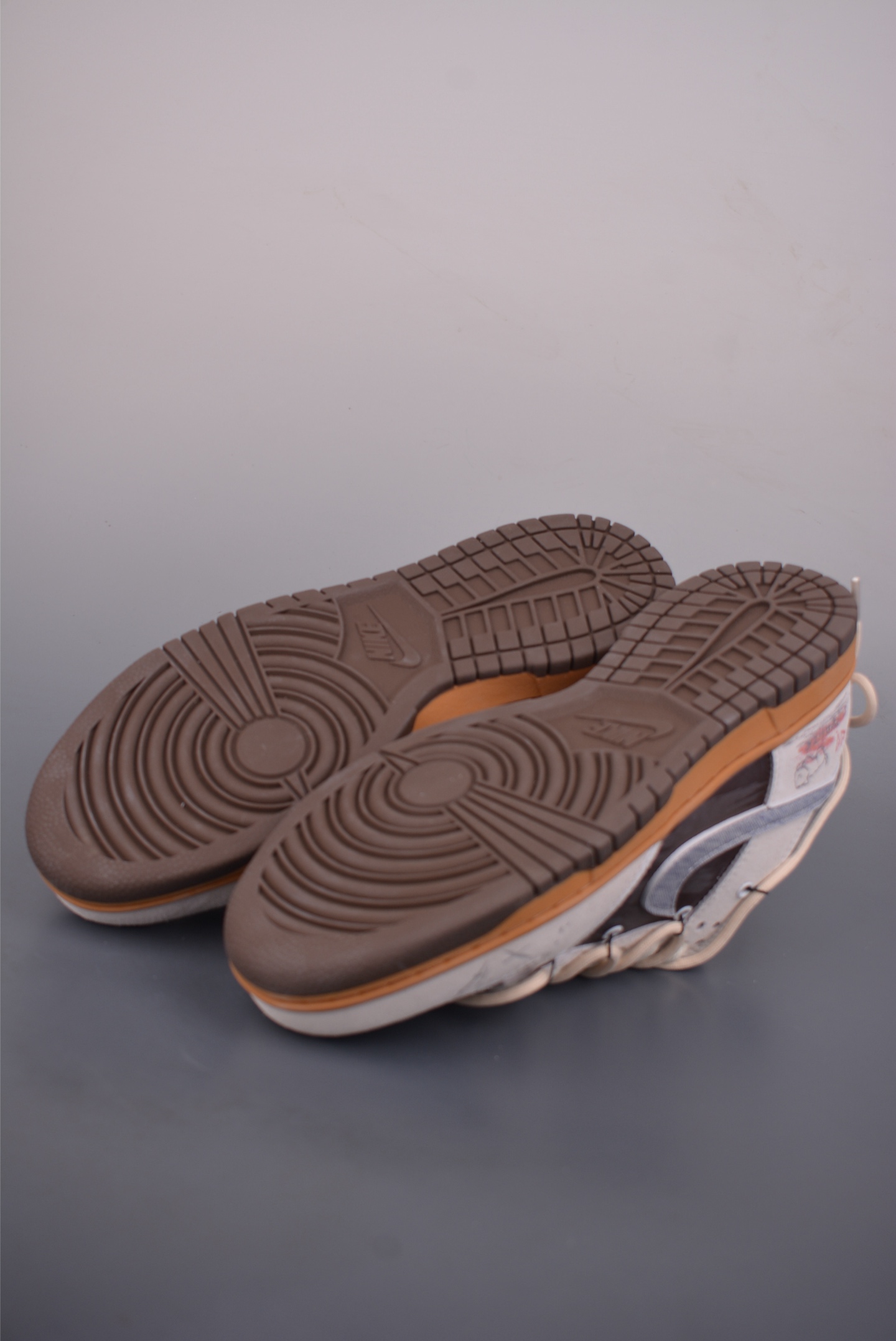 Nike SB Dunk Low 棕榈美德拉 解构绑带 HQ3459-212-Top High Quatity Cheap Sneakers Fashion Clothing Clothes Bags handbags Shoes of all Brand wholesale With The best Quality And Beautiful Price from China Factory Chinese suppliers wholesaler seller Nike SB Dunk Low 棕榈美德拉 解构绑带 HQ3459-212