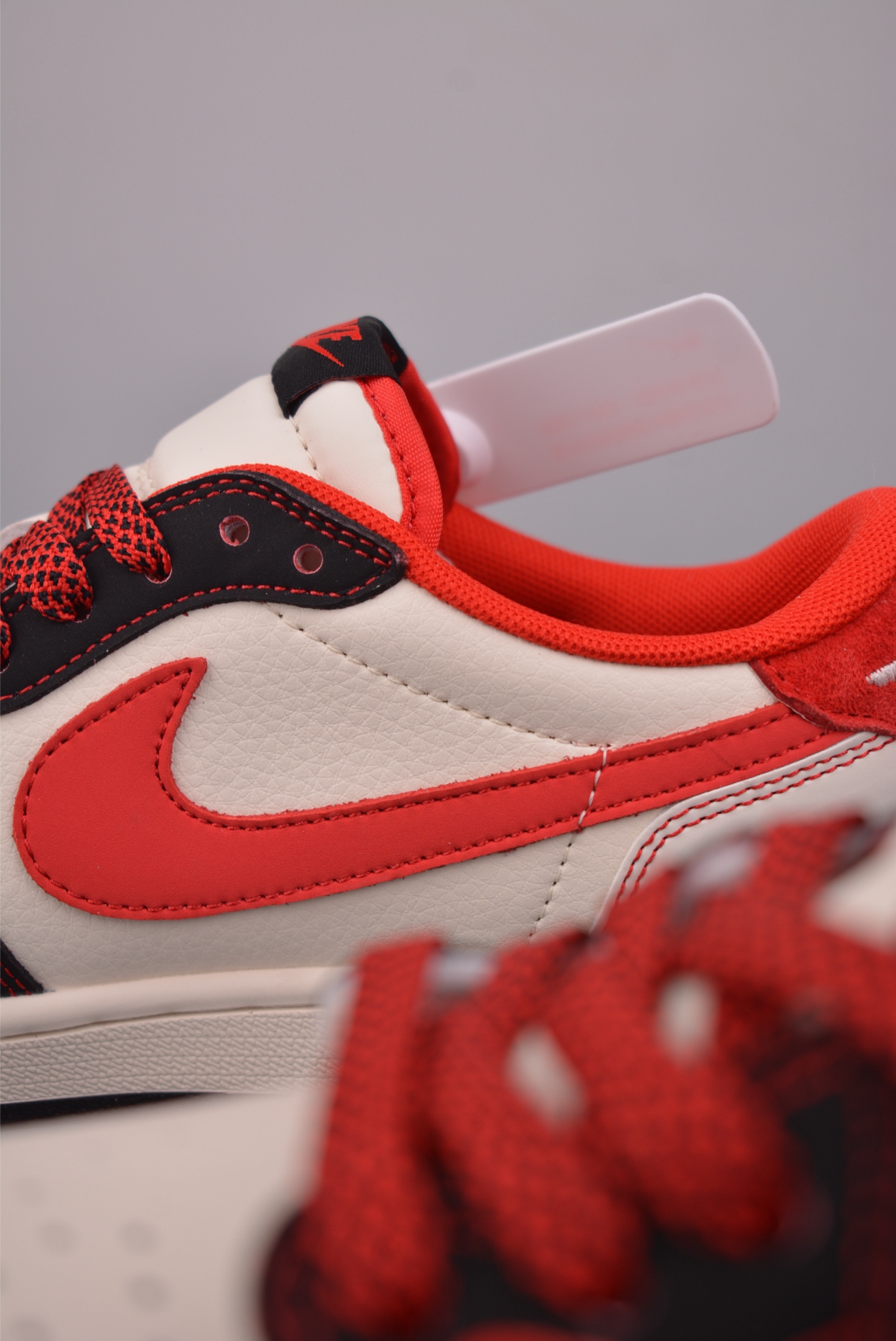 Fragment x Travis Scott x 马年限定 Air Jordan 1 Low 三方联名倒钩 LX1988-803-Top High Quatity Cheap Sneakers Fashion Clothing Clothes Bags handbags Shoes of all Brand wholesale With The best Quality And Beautiful Price from China Factory Chinese suppliers wholesaler seller Fragment x Travis Scott x 马年限定 Air Jordan 1 Low 三方联名倒钩 LX1988-803