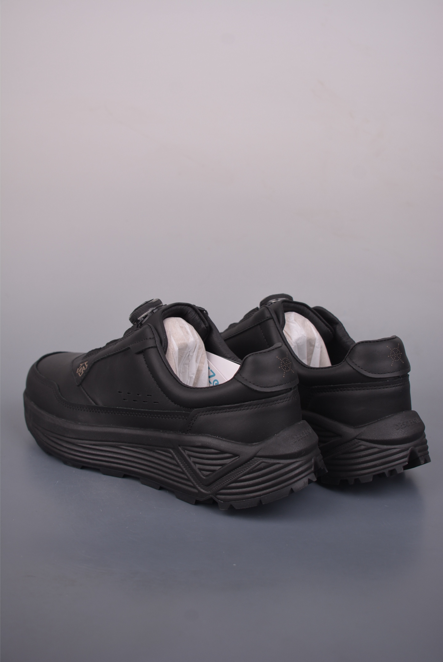 DESCENTE迪桑特 PRIMIER LTR WIRE 时尚休闲运动覆盖防水男子越野跑鞋 D4431LSN02-Top High Quatity Cheap Sneakers Fashion Clothing Clothes Bags handbags Shoes of all Brand wholesale With The best Quality And Beautiful Price from China Factory Chinese suppliers wholesaler seller DESCENTE迪桑特 PRIMIER LTR WIRE 时尚休闲运动覆盖防水男子越野跑鞋 D4431LSN02