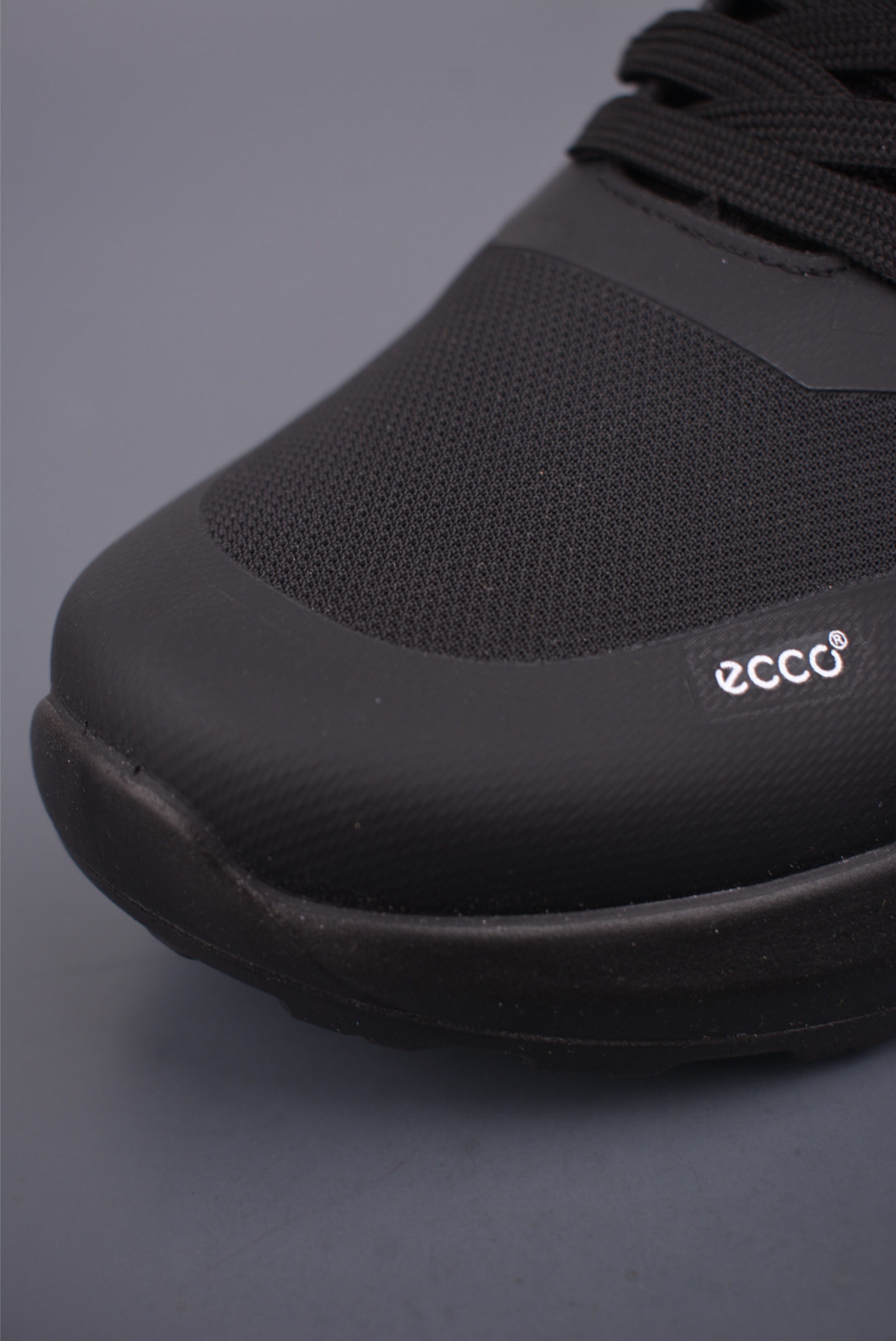ECCO爱步跑步鞋百搭舒适 秋冬新款厚底休闲运动鞋男鞋 889988