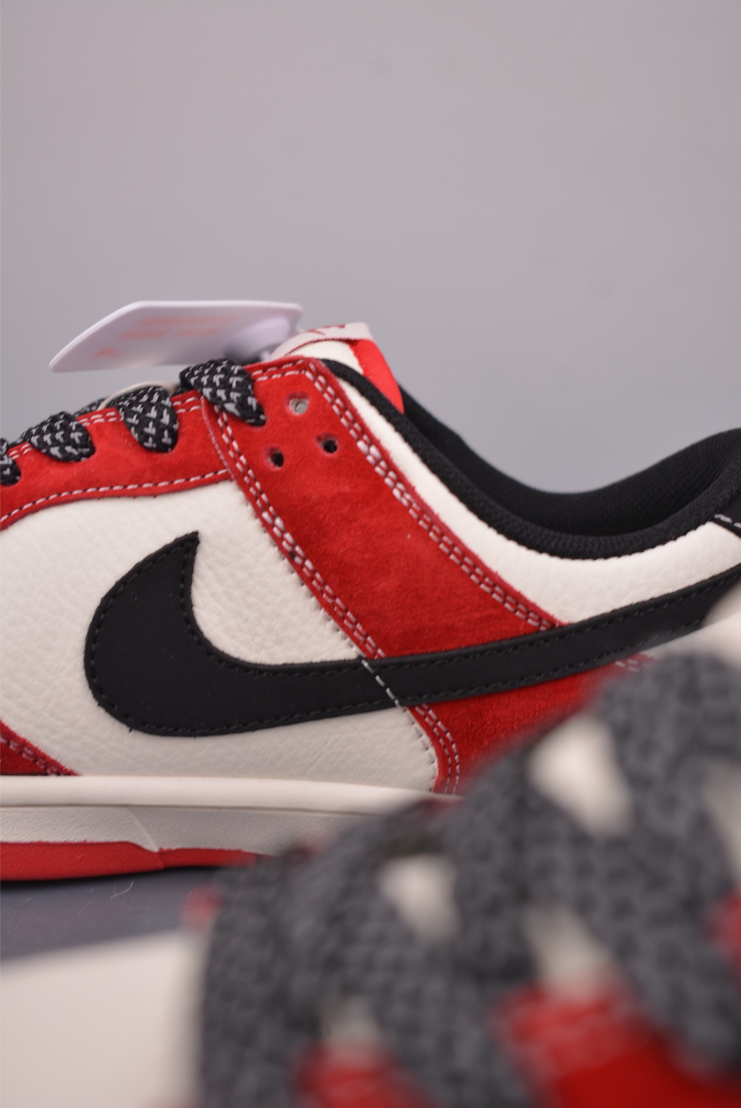 260 Nike SB Dunk Low 马年限定 CS1688-138-Chinese UA Cheap High Quatity Brand Clothes Bags handbags Sneakers wholesale wholesaler seller from China Factory suppliers Fashion Clothing Shoes best Quality Beautiful Price 260 Nike SB Dunk Low 马年限定 CS1688-138