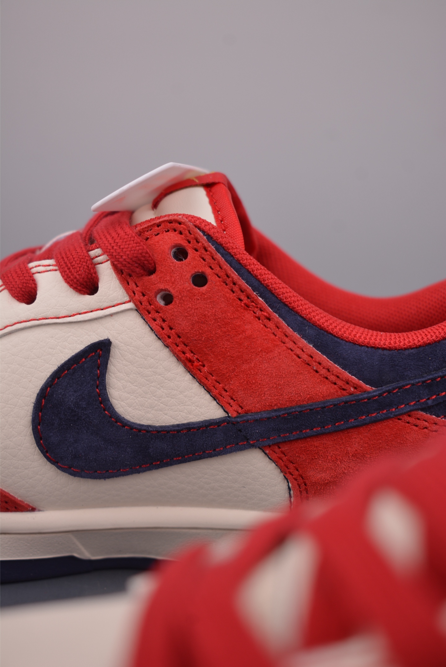 260 Nike SB Dunk Low 马年限定 HG0026-008-Chinese UA Cheap High Quatity Brand Clothes Bags handbags Sneakers wholesale wholesaler seller from China Factory suppliers Fashion Clothing Shoes best Quality Beautiful Price 260 Nike SB Dunk Low 马年限定 HG0026-008