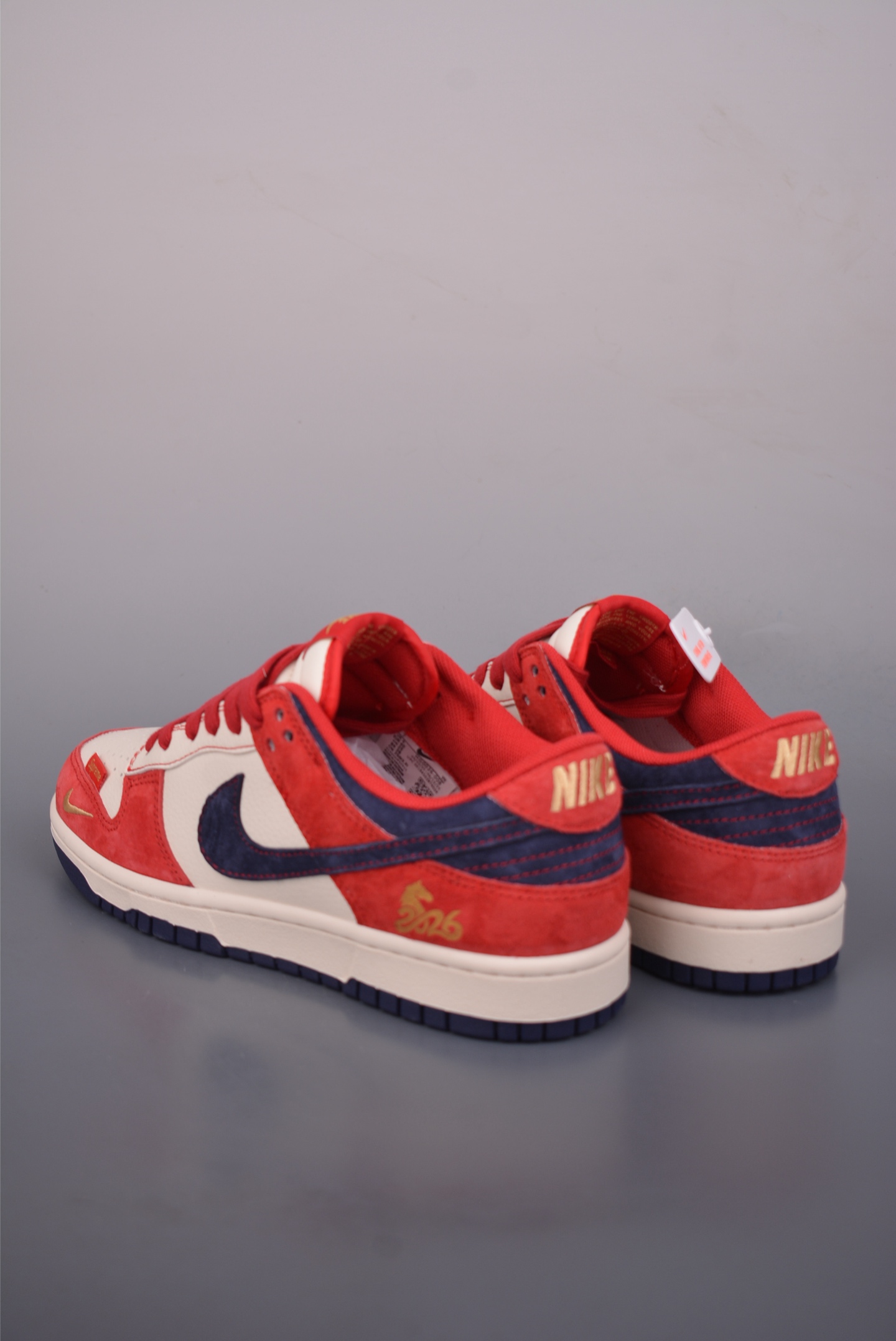 260 Nike SB Dunk Low 马年限定 HG0026-008-Chinese UA Cheap High Quatity Brand Clothes Bags handbags Sneakers wholesale wholesaler seller from China Factory suppliers Fashion Clothing Shoes best Quality Beautiful Price 260 Nike SB Dunk Low 马年限定 HG0026-008