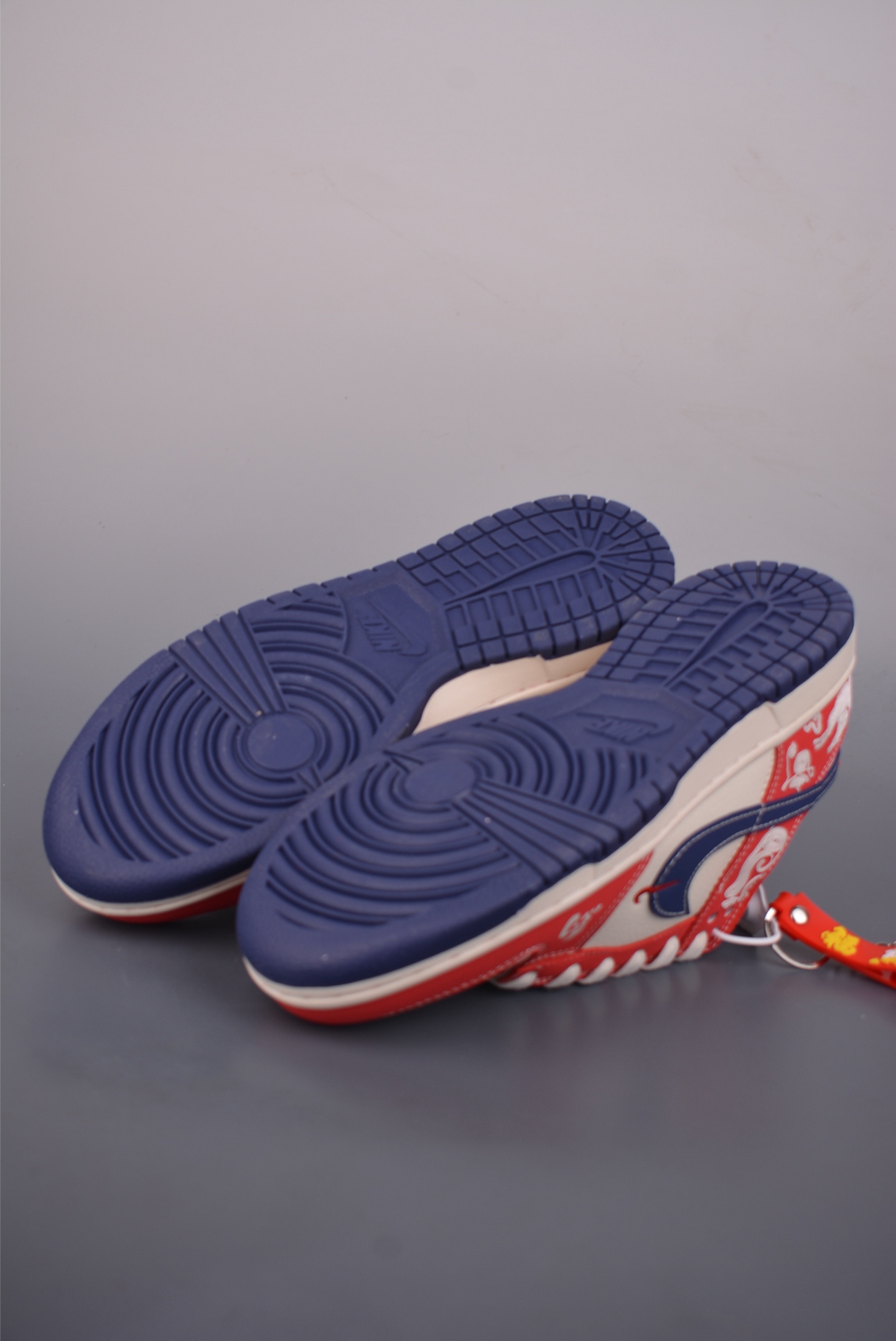 260 Nike SB Dunk Low 马年限定 JJ2508-602-Chinese UA Cheap High Quatity Brand Clothes Bags handbags Sneakers wholesale wholesaler seller from China Factory suppliers Fashion Clothing Shoes best Quality Beautiful Price 260 Nike SB Dunk Low 马年限定 JJ2508-602