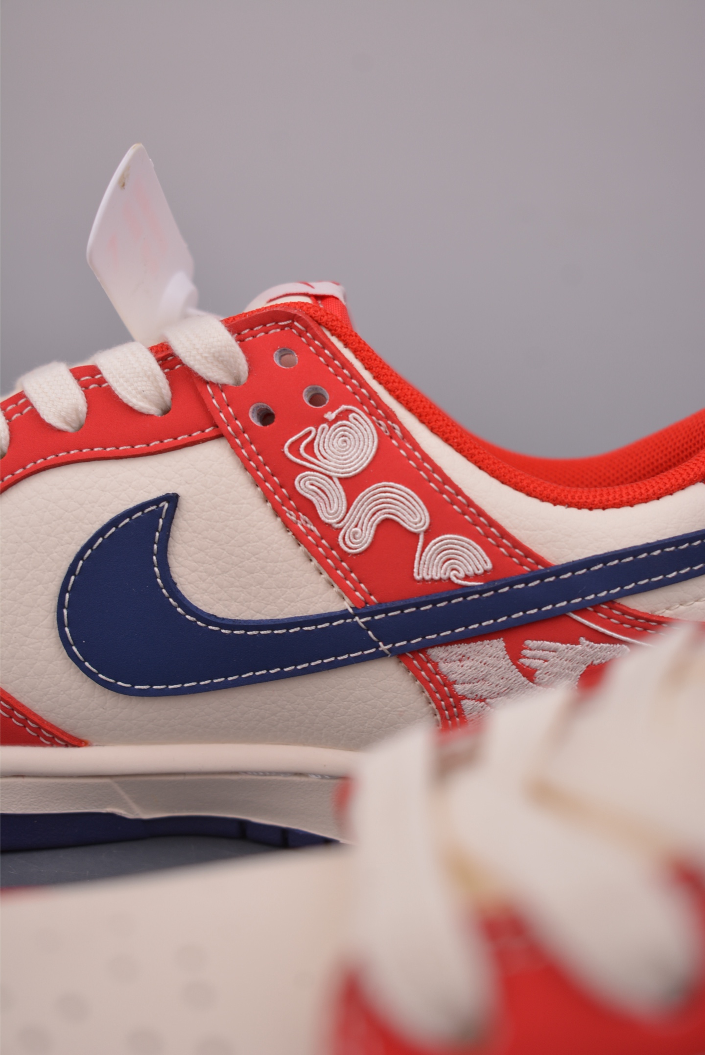 260 Nike SB Dunk Low 马年限定 JJ2508-602-Chinese UA Cheap High Quatity Brand Clothes Bags handbags Sneakers wholesale wholesaler seller from China Factory suppliers Fashion Clothing Shoes best Quality Beautiful Price 260 Nike SB Dunk Low 马年限定 JJ2508-602