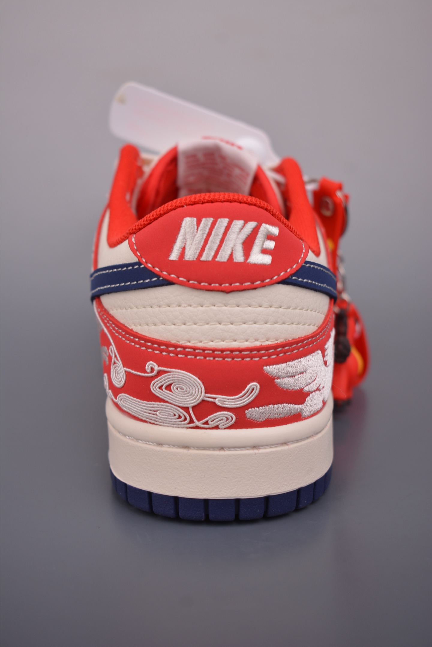 260 Nike SB Dunk Low 马年限定 JJ2508-602-Chinese UA Cheap High Quatity Brand Clothes Bags handbags Sneakers wholesale wholesaler seller from China Factory suppliers Fashion Clothing Shoes best Quality Beautiful Price 260 Nike SB Dunk Low 马年限定 JJ2508-602