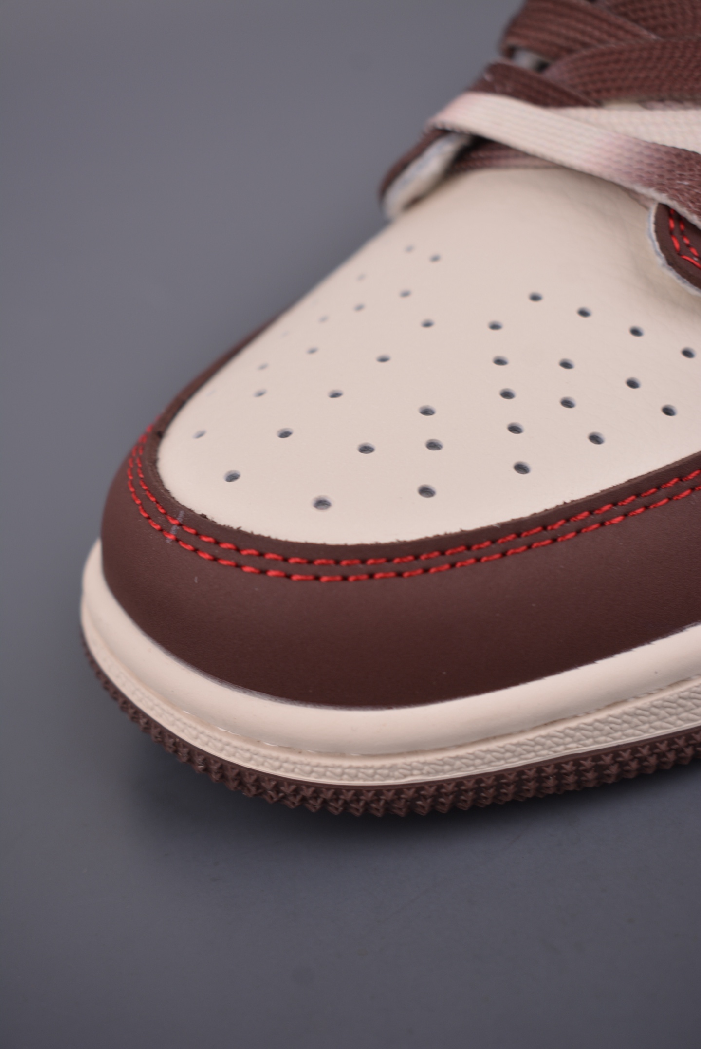 Fragment x Travis Scott x 马年限定 Air Jordan 1 Low 三方联名倒钩 JJ2508-104-Top High Quatity Cheap Sneakers Fashion Clothing Clothes Bags handbags Shoes of all Brand wholesale With The best Quality And Beautiful Price from China Factory Chinese suppliers wholesaler seller Fragment x Travis Scott x 马年限定 Air Jordan 1 Low 三方联名倒钩 JJ2508-104