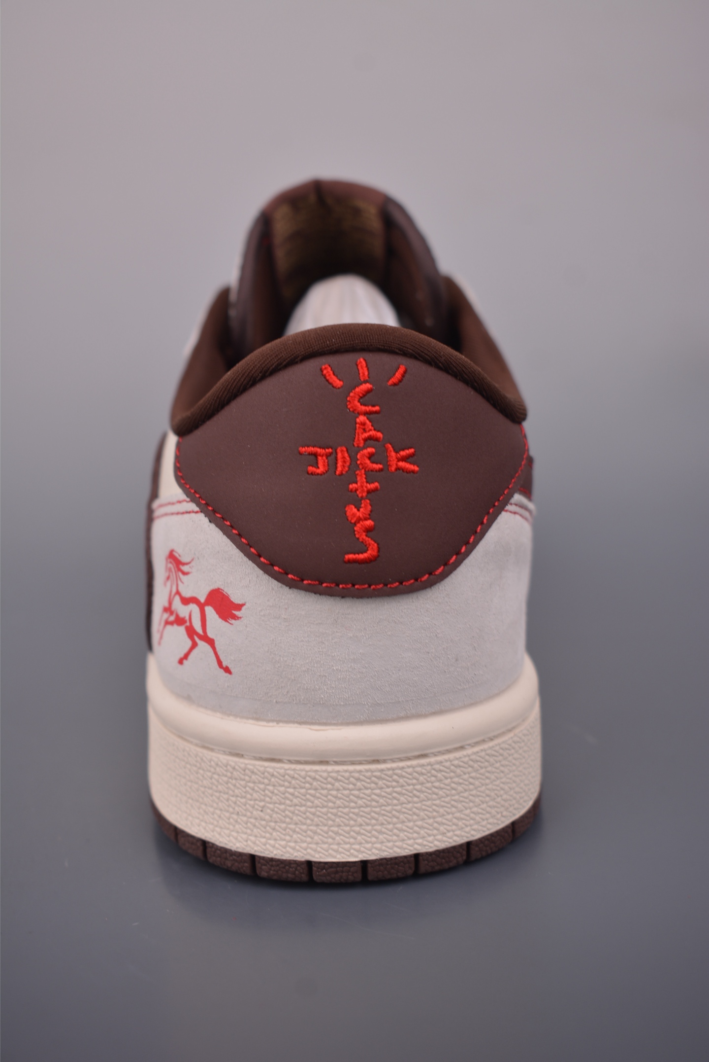 Fragment x Travis Scott x 马年限定 Air Jordan 1 Low 三方联名倒钩 JJ2508-104-Top High Quatity Cheap Sneakers Fashion Clothing Clothes Bags handbags Shoes of all Brand wholesale With The best Quality And Beautiful Price from China Factory Chinese suppliers wholesaler seller Fragment x Travis Scott x 马年限定 Air Jordan 1 Low 三方联名倒钩 JJ2508-104