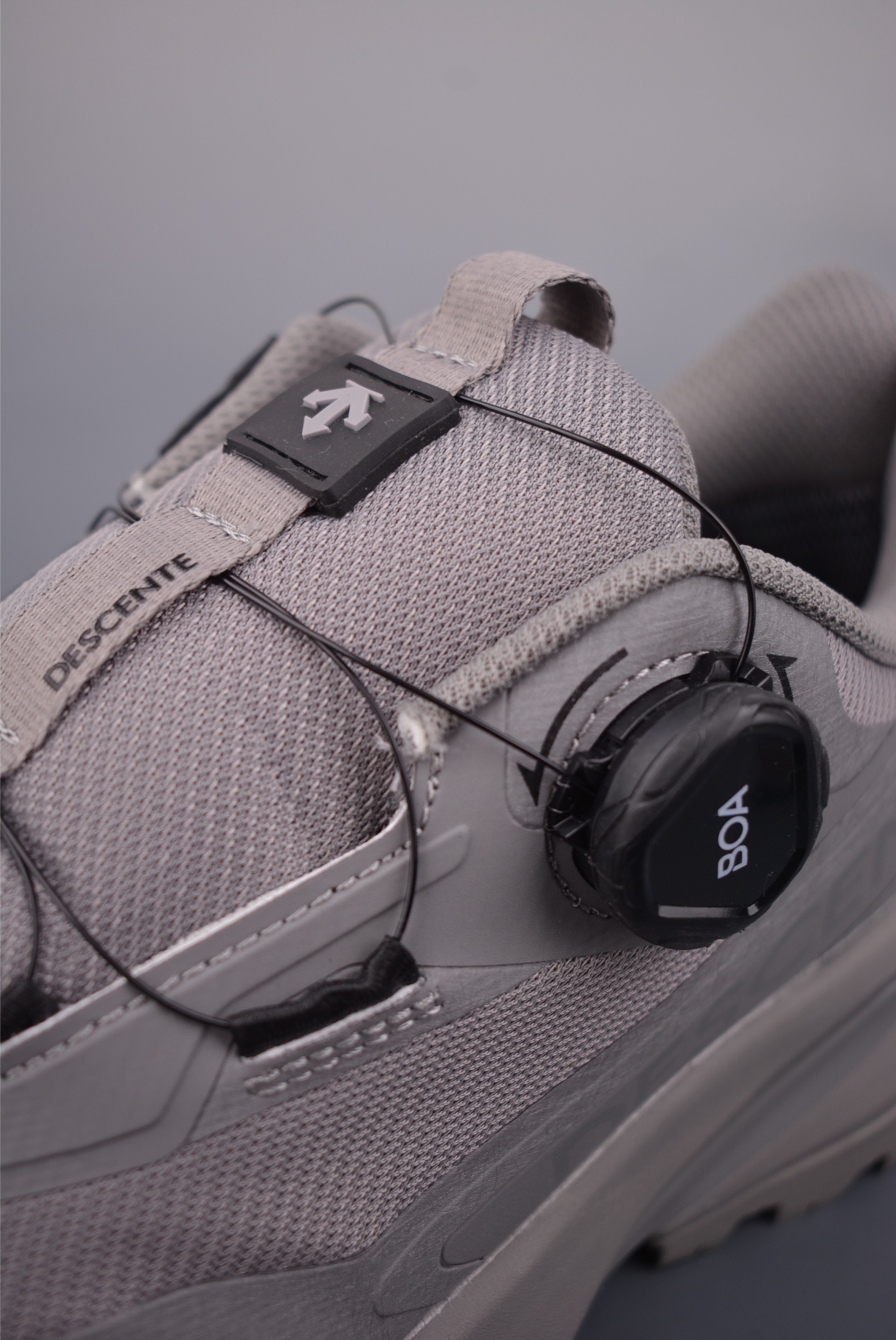 DESCENTE迪桑特 SNOW TREK GTX 时尚休闲运动覆盖防水男子越野跑鞋 D5131SSN38-Top High Quatity Cheap Sneakers Fashion Clothing Clothes Bags handbags Shoes of all Brand wholesale With The best Quality And Beautiful Price from China Factory Chinese suppliers wholesaler seller DESCENTE迪桑特 SNOW TREK GTX 时尚休闲运动覆盖防水男子越野跑鞋 D5131SSN38