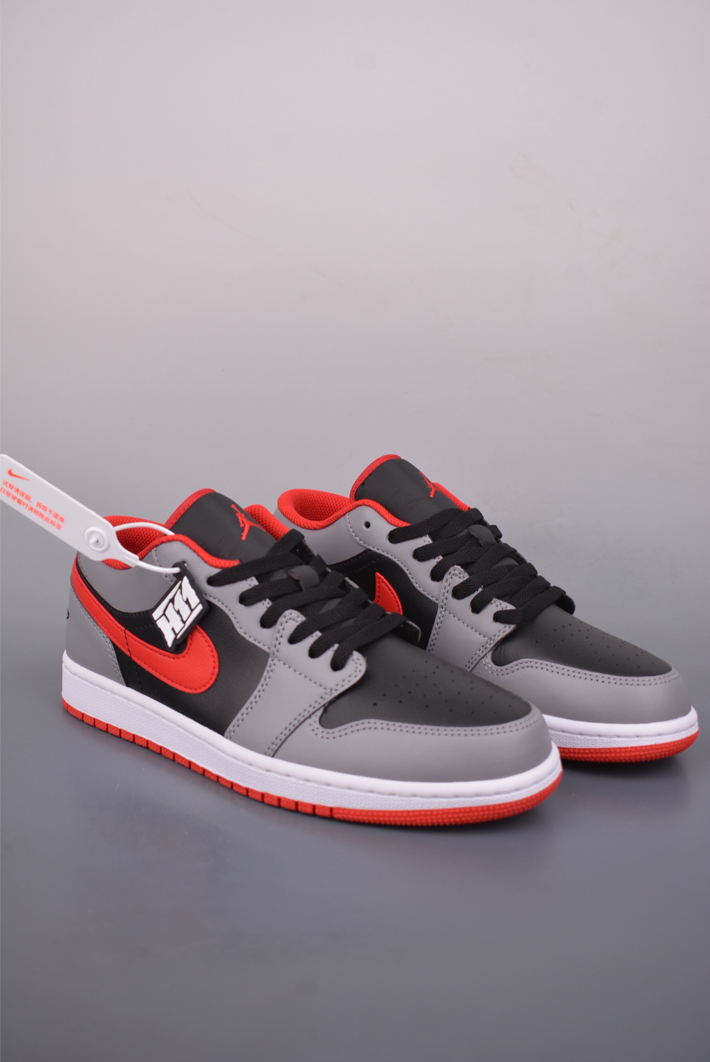 200 Air Jordan 1 Low 黑灰红 AJ1乔1低帮休闲板鞋 553558-060-Chinese UA Cheap High Quatity Brand Clothes Bags handbags Sneakers wholesale wholesaler seller from China Factory suppliers Fashion Clothing Shoes best Quality Beautiful Price 200 Air Jordan 1 Low 黑灰红 AJ1乔1低帮休闲板鞋 553558-060