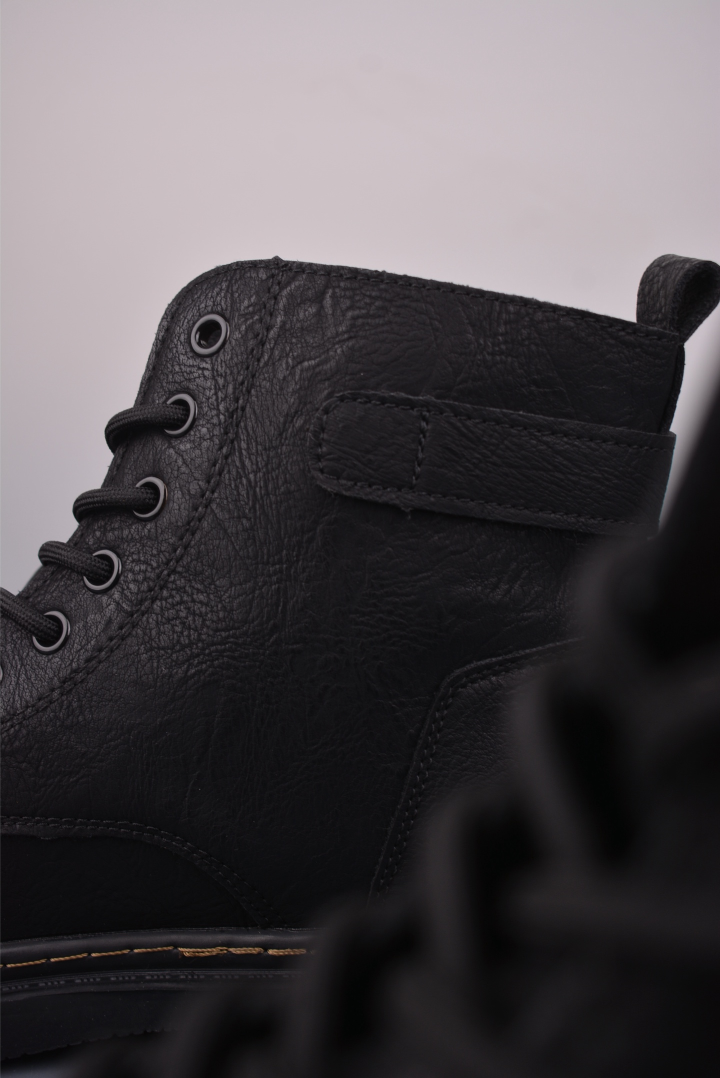 Timberland添柏岚/天伯伦 经典款 25ss新款中帮 TB99892