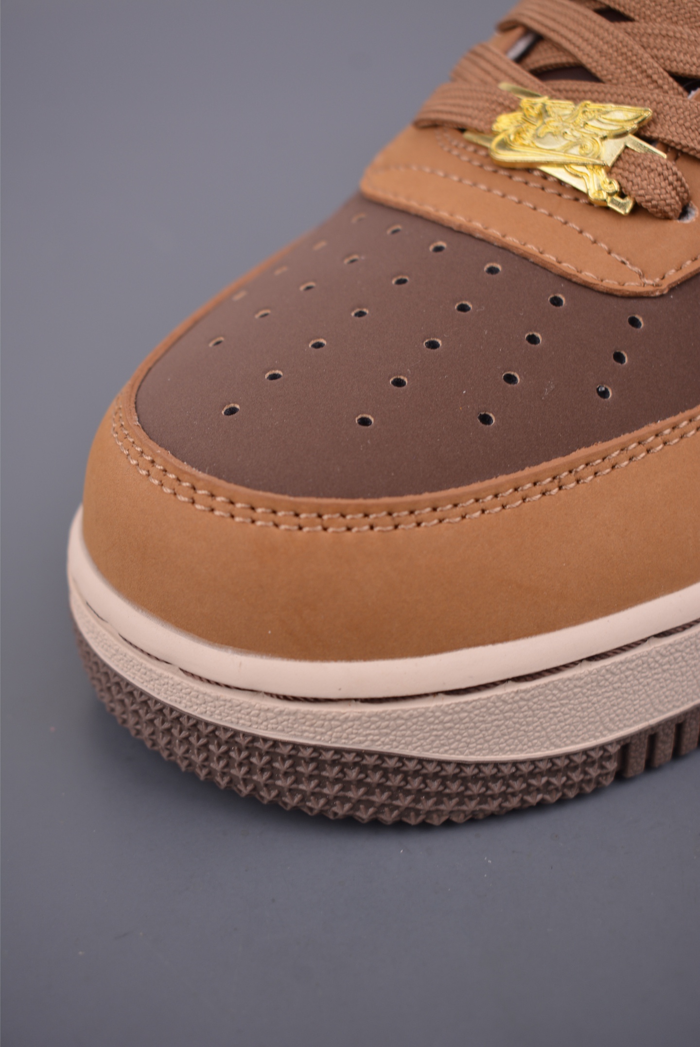 Nike Air Force 1 Low 马年限定 NH0601-516-Top High Quatity Cheap Sneakers Fashion Clothing Clothes Bags handbags Shoes of all Brand wholesale With The best Quality And Beautiful Price from China Factory Chinese suppliers wholesaler seller Nike Air Force 1 Low 马年限定 NH0601-516