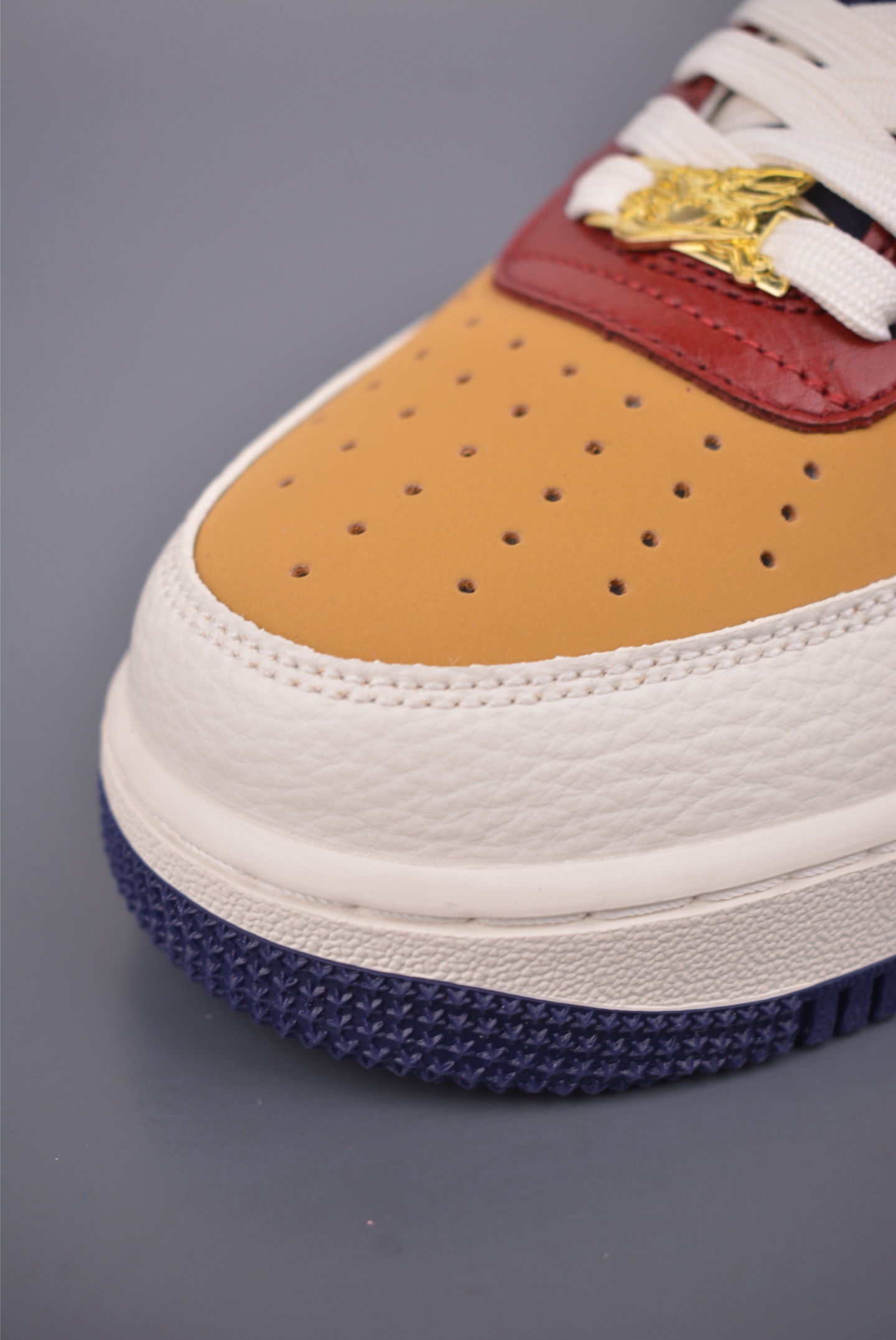 Nike Air Force 1 Low 马年限定 NH0601-535-Top High Quatity Cheap Sneakers Fashion Clothing Clothes Bags handbags Shoes of all Brand wholesale With The best Quality And Beautiful Price from China Factory Chinese suppliers wholesaler seller Nike Air Force 1 Low 马年限定 NH0601-535