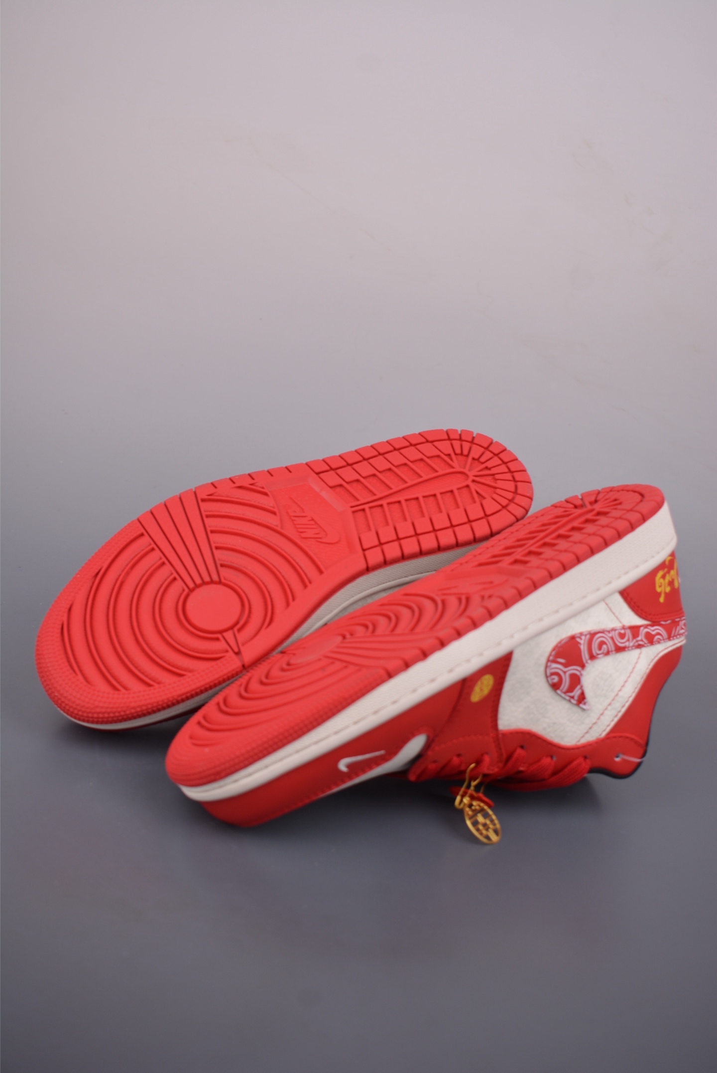 260 Nike Jordan Air Jordan 1 马年限定 KG6669-F22-Chinese UA Cheap High Quatity Brand Clothes Bags handbags Sneakers wholesale wholesaler seller from China Factory suppliers Fashion Clothing Shoes best Quality Beautiful Price 260 Nike Jordan Air Jordan 1 马年限定 KG6669-F22
