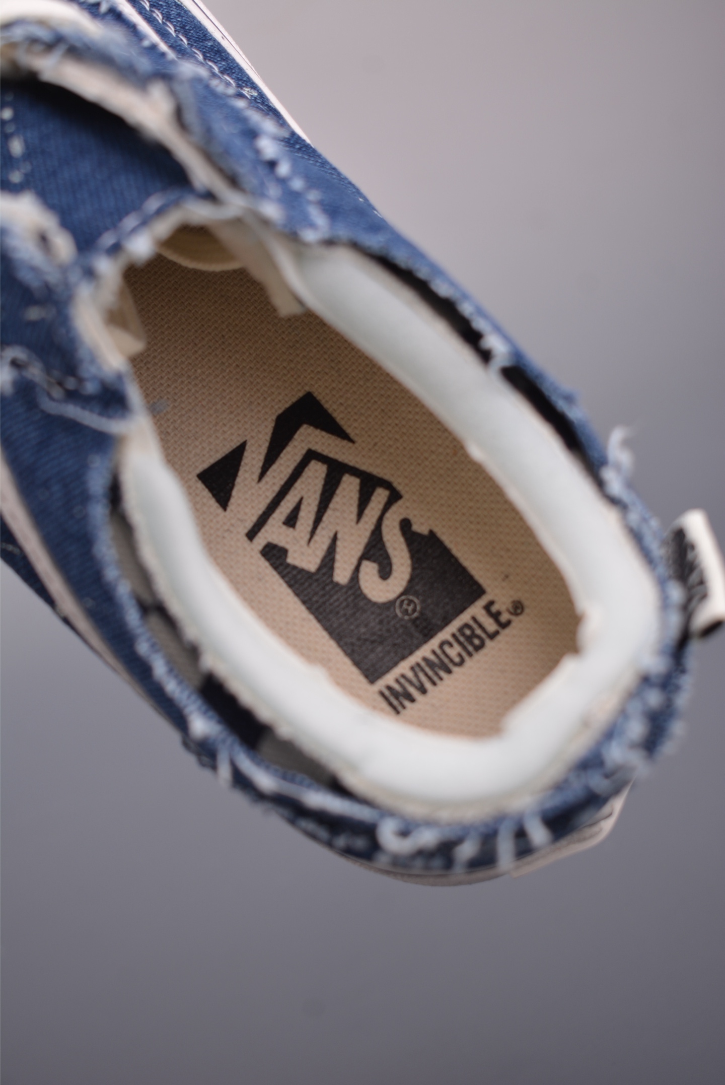 Vans x INVINCIBLE 2.0 解构撕撕乐 Vans与INVINCIBLE再度携手 VN000XUKGTW 黑色 VN000E9HGTL 蓝色-Top High Quatity Cheap Sneakers Fashion Clothing Clothes Bags handbags Shoes of all Brand wholesale With The best Quality And Beautiful Price from China Factory Chinese suppliers wholesaler seller Vans x INVINCIBLE 2.0 解构撕撕乐 Vans与INVINCIBLE再度携手 VN000XUKGTW 黑色 VN000E9HGTL 蓝色