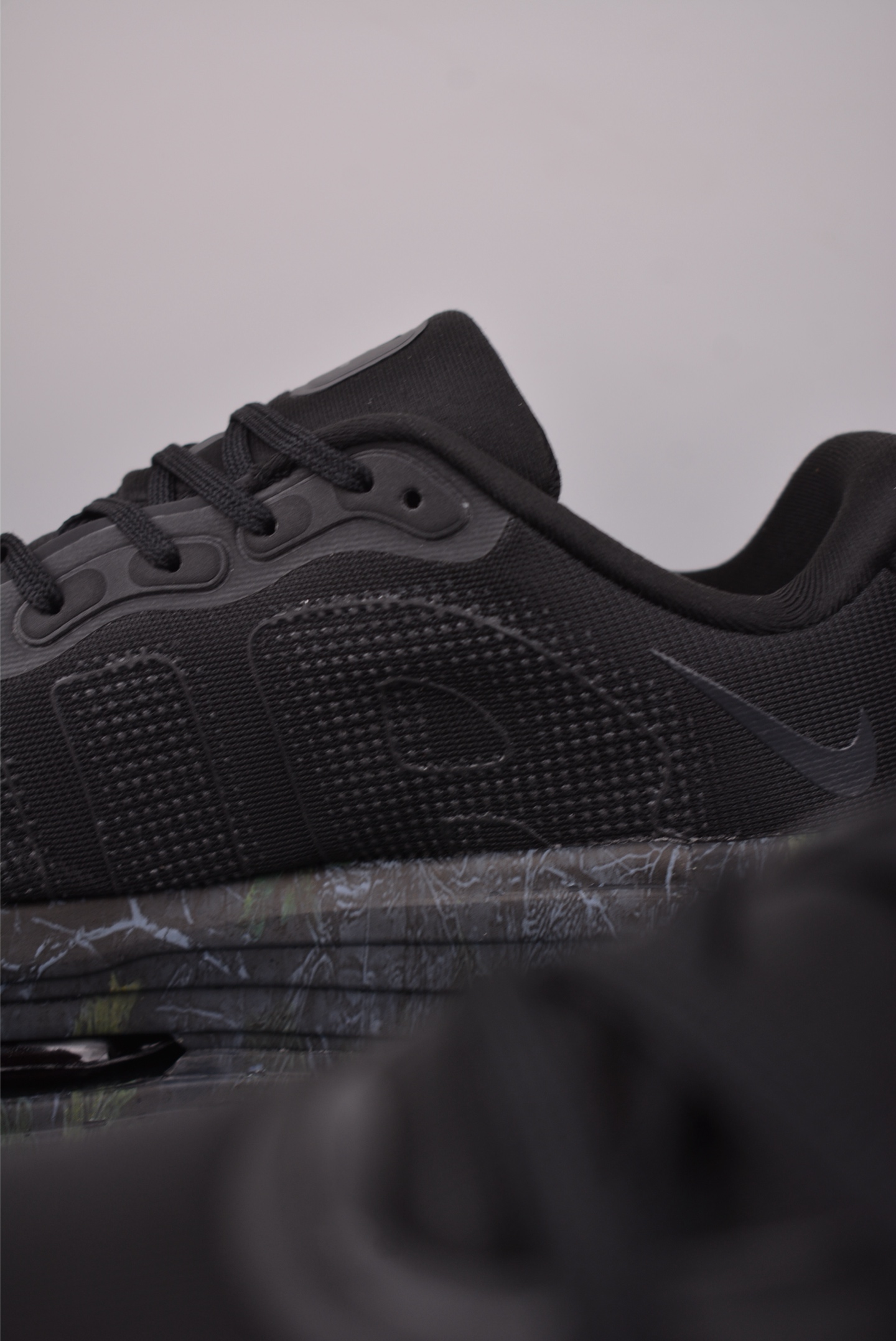 Nike Vomero premium Air气垫40周年 舒适百搭防滑耐磨 支撑缓震低帮 休闲跑步鞋 IO7325-001 Nike Vomero premium Air气垫40周年 舒适百搭防滑耐磨 支撑缓震低帮 休闲跑步鞋 IO7325-001