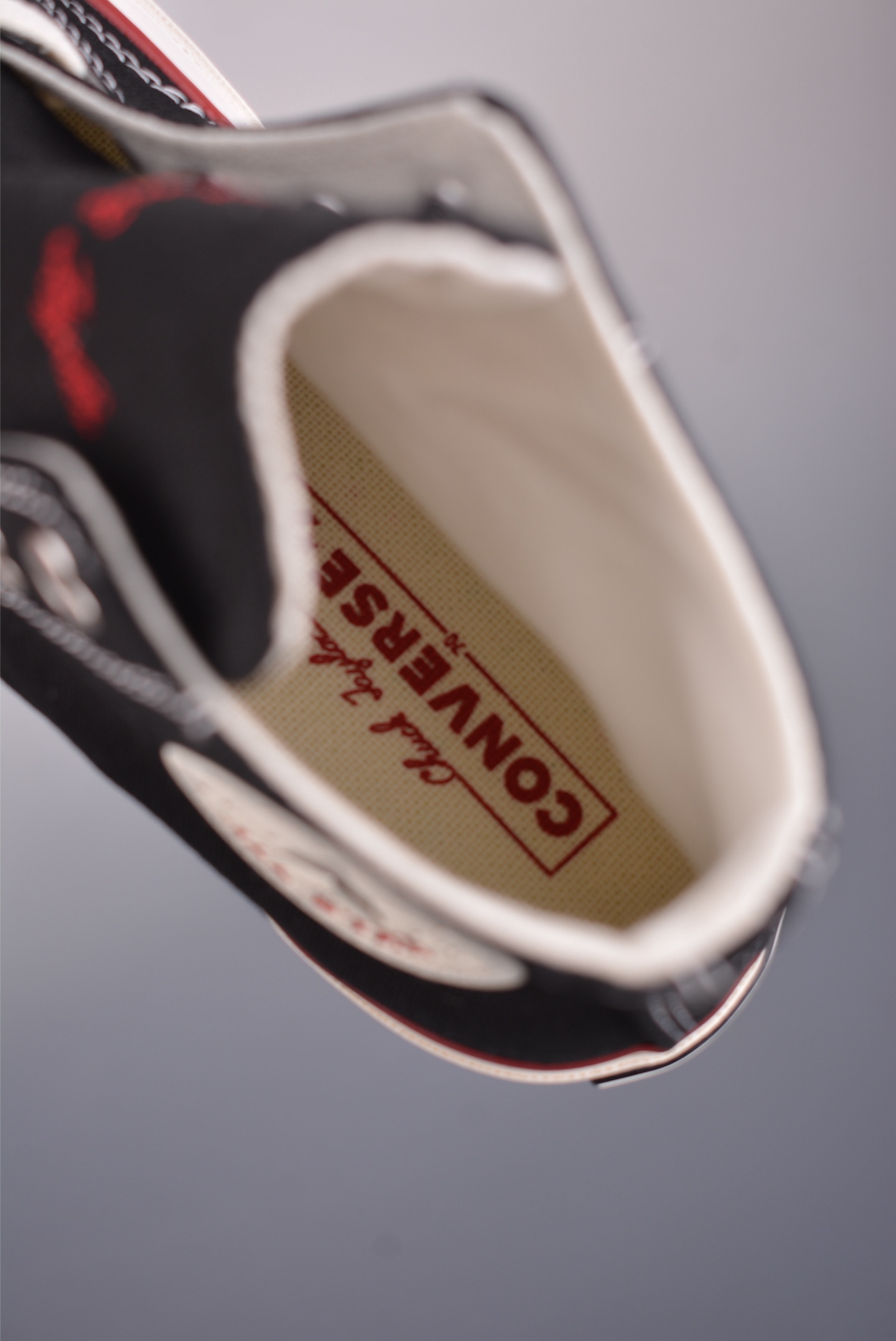 Converse Chuck 1970s 情人节限定 匡威 挚爱同心系列休闲帆布鞋 A19060C白红 A19061C 黑红 Converse Chuck 1970s 情人节限定 匡威 挚爱同心系列休闲帆布鞋 A19060C白红 A19061C 黑红