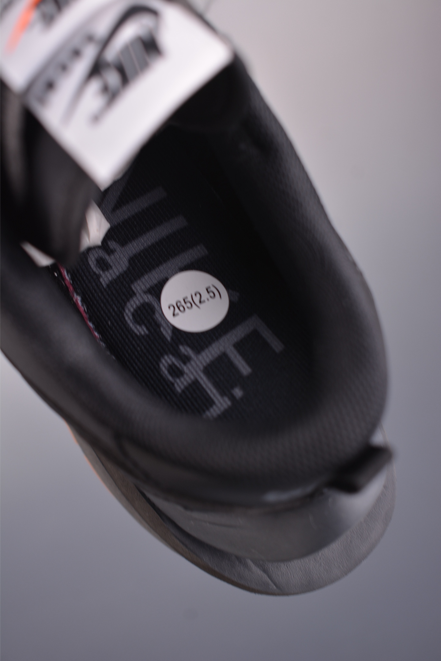 Sacai x NIKE VAPORWAFFLE 联名解构走秀款 DD1875-001 Sacai x NIKE VAPORWAFFLE 联名解构走秀款 DD1875-001