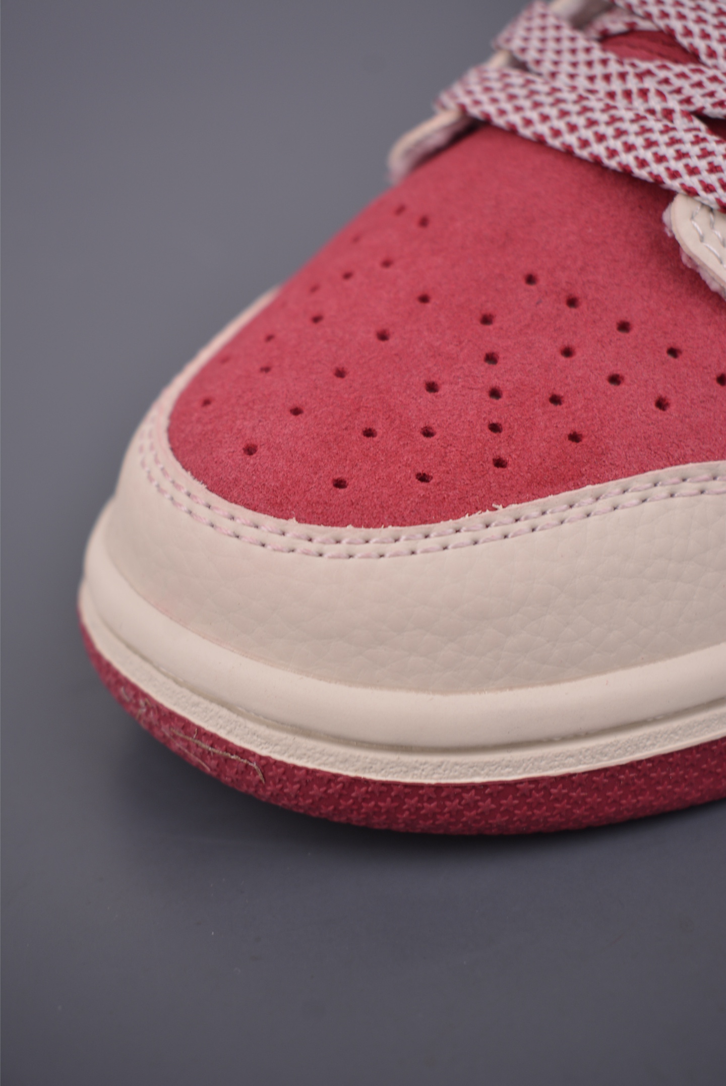 Nike SB Dunk Low 马年限定 DN3168-024-Top High Quatity Cheap Sneakers Fashion Clothing Clothes Bags handbags Shoes of all Brand wholesale With The best Quality And Beautiful Price from China Factory Chinese suppliers wholesaler seller Nike SB Dunk Low 马年限定 DN3168-024