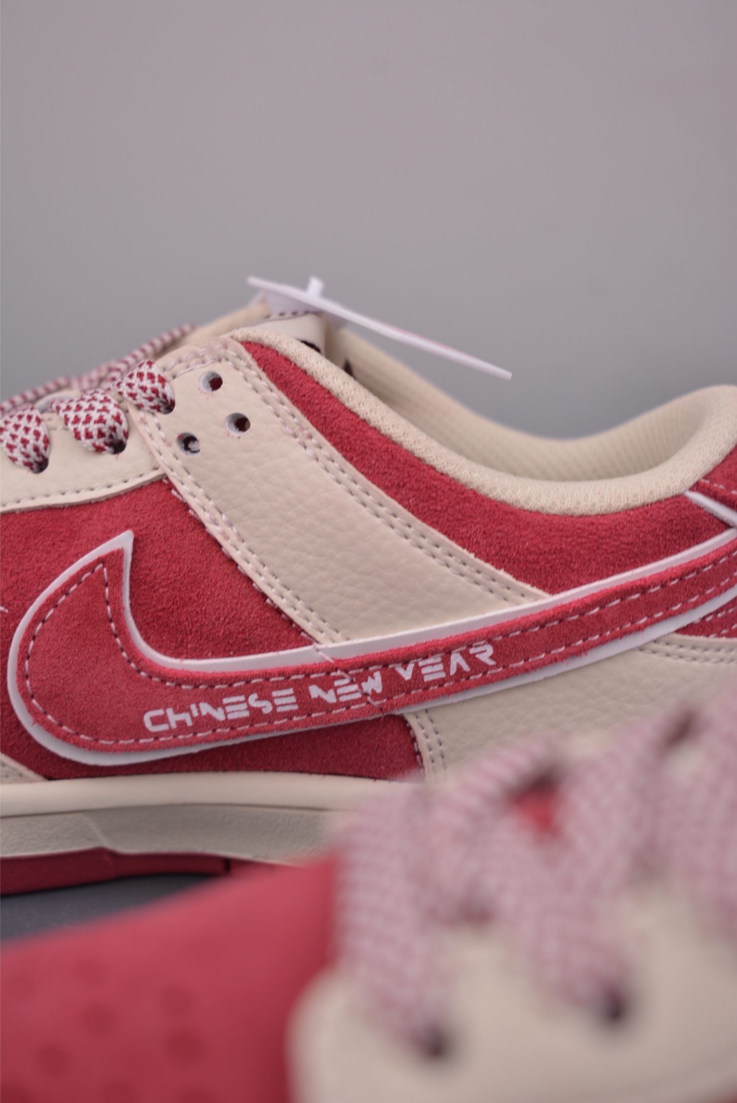 Nike SB Dunk Low 马年限定 DN3168-024-Top High Quatity Cheap Sneakers Fashion Clothing Clothes Bags handbags Shoes of all Brand wholesale With The best Quality And Beautiful Price from China Factory Chinese suppliers wholesaler seller Nike SB Dunk Low 马年限定 DN3168-024