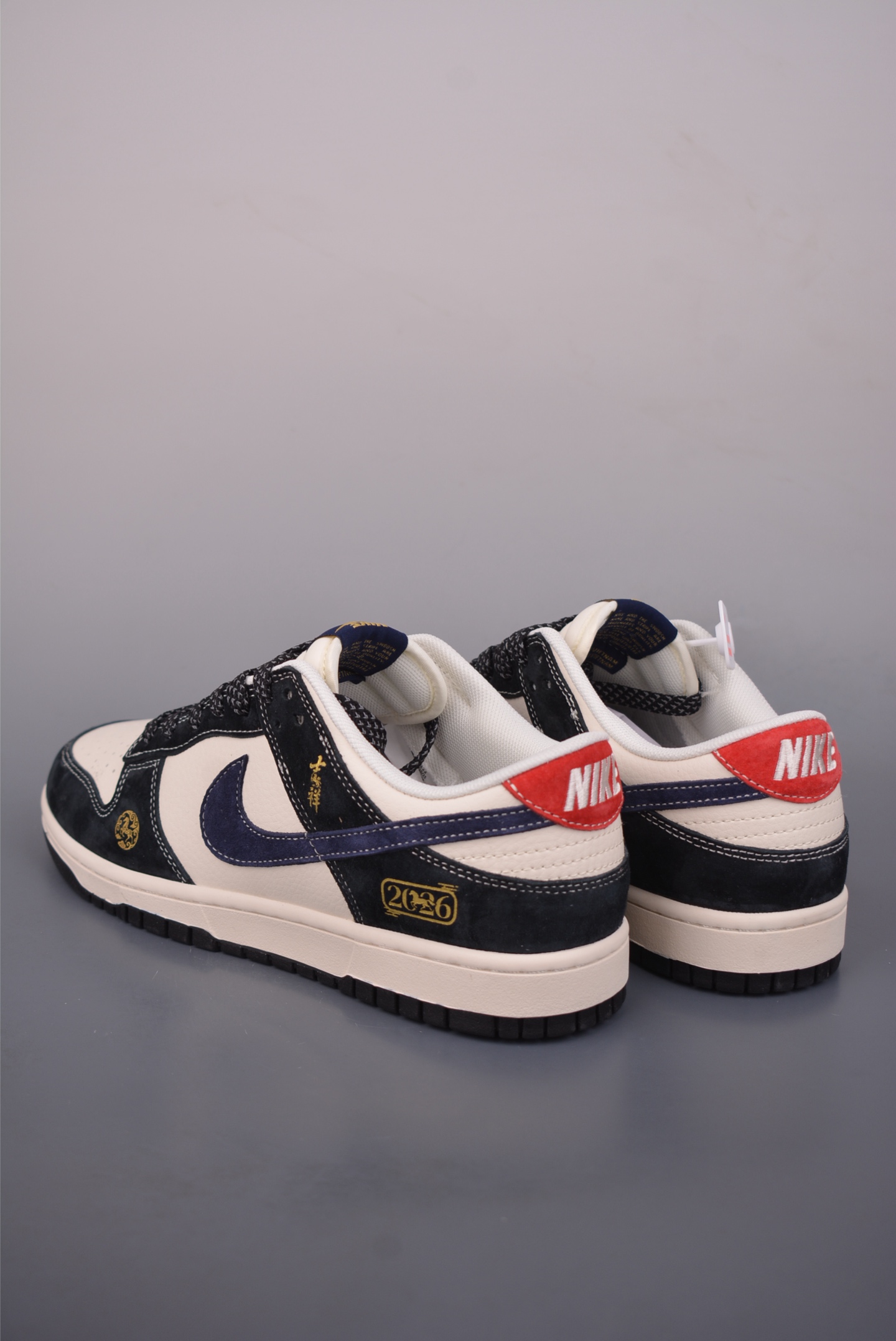Nike SB Dunk Low 马年限定 SD6868-112 Nike SB Dunk Low 马年限定 SD6868-112