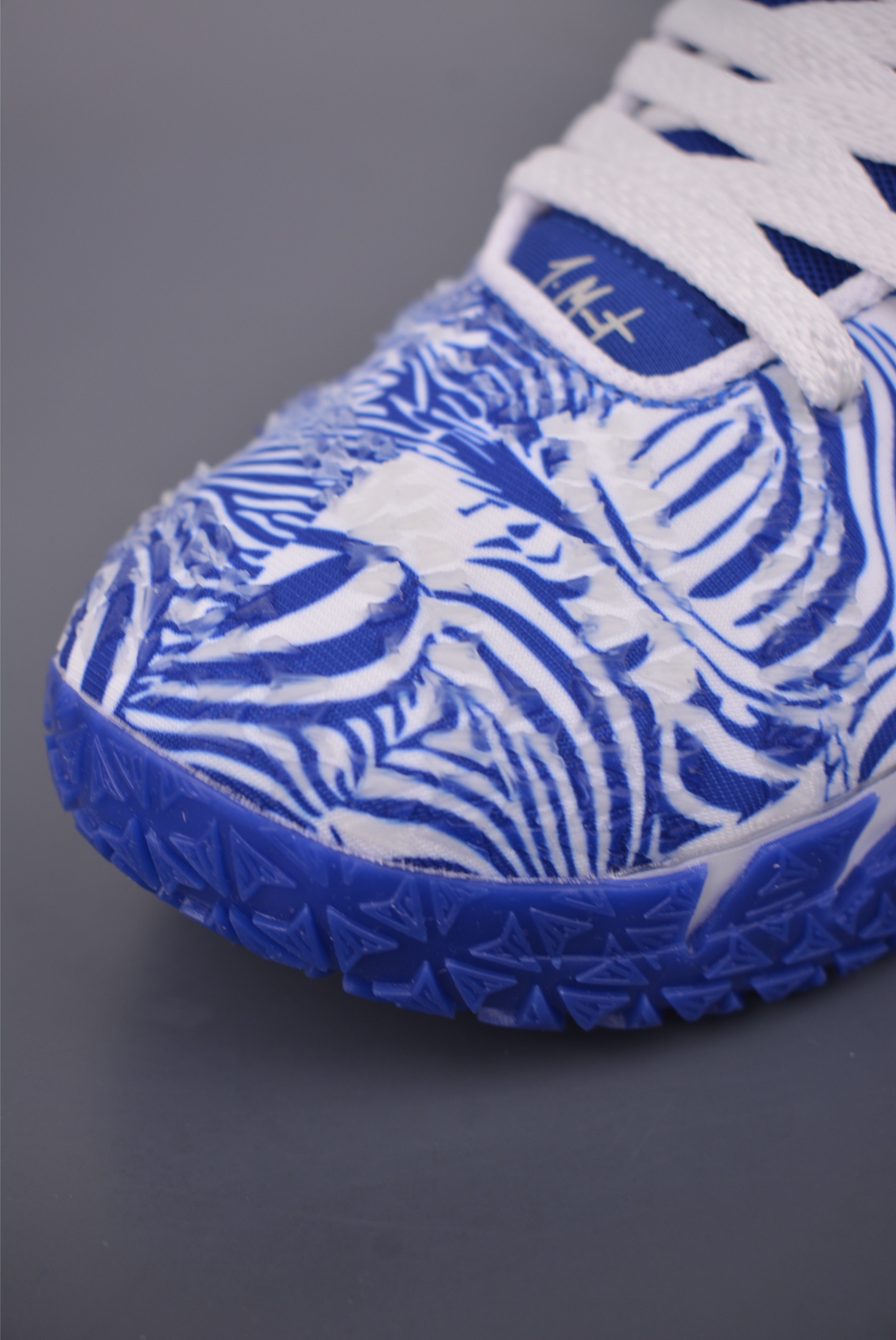 280 NIKE JA3 EP 莫兰特三代 马年限定 实战低帮篮球鞋 HF2794-005-Chinese UA Cheap High Quatity Brand Clothes Bags handbags Sneakers wholesale wholesaler seller from China Factory suppliers Fashion Clothing Shoes best Quality Beautiful Price 280 NIKE JA3 EP 莫兰特三代 马年限定 实战低帮篮球鞋 HF2794-005