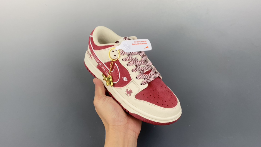 _dkE9smCQNQLwxpzhxMYfxalVW_QdmBrR1WDqnwQ