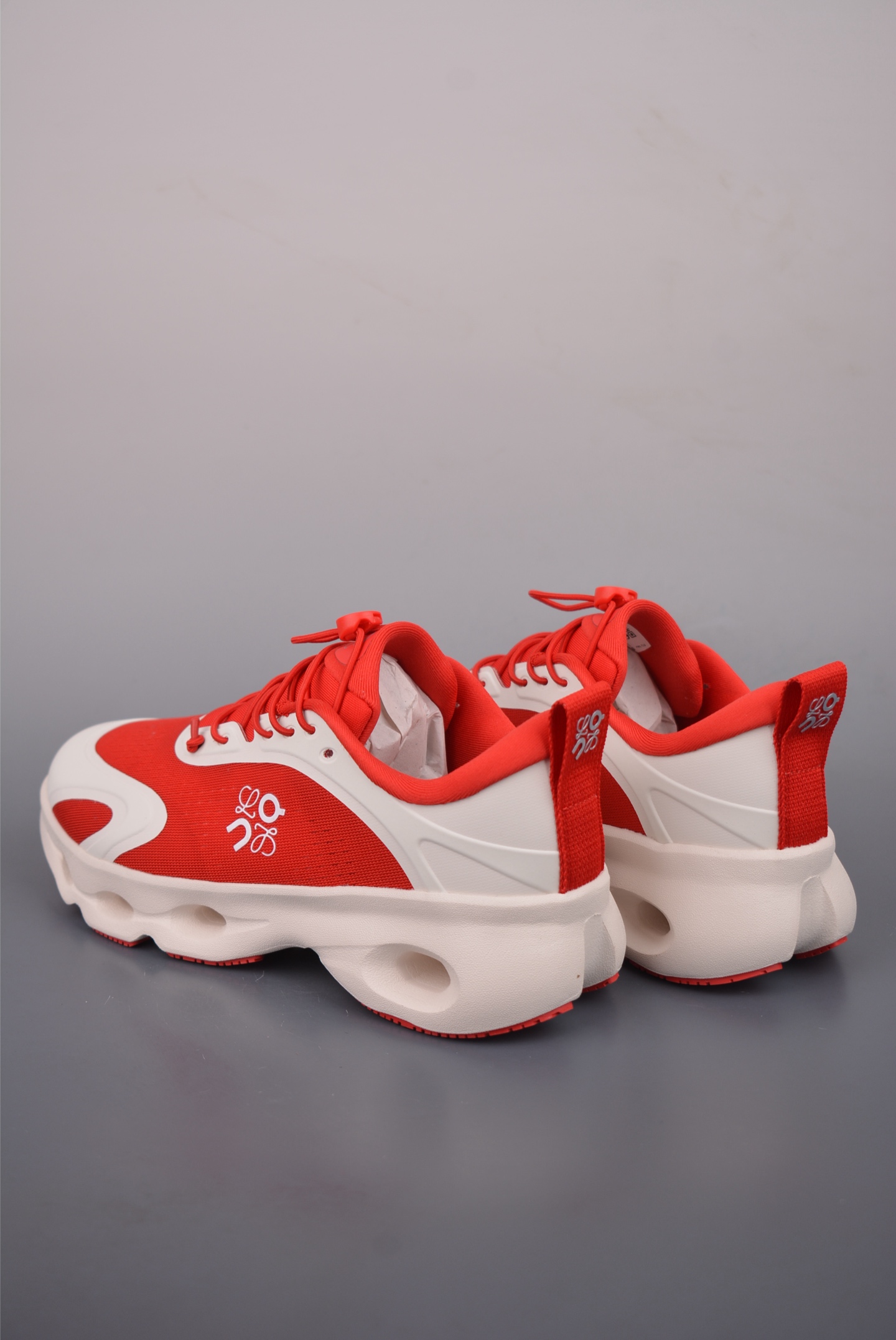 莞顶 LOEWE罗意威 x ON昂跑 联名款 Cloudsolo 3WF3060-Top High Quatity Cheap Sneakers Fashion Clothing Clothes Bags handbags Shoes of all Brand wholesale With The best Quality And Beautiful Price from China Factory Chinese suppliers wholesaler seller 莞顶 LOEWE罗意威 x ON昂跑 联名款 Cloudsolo 3WF3060