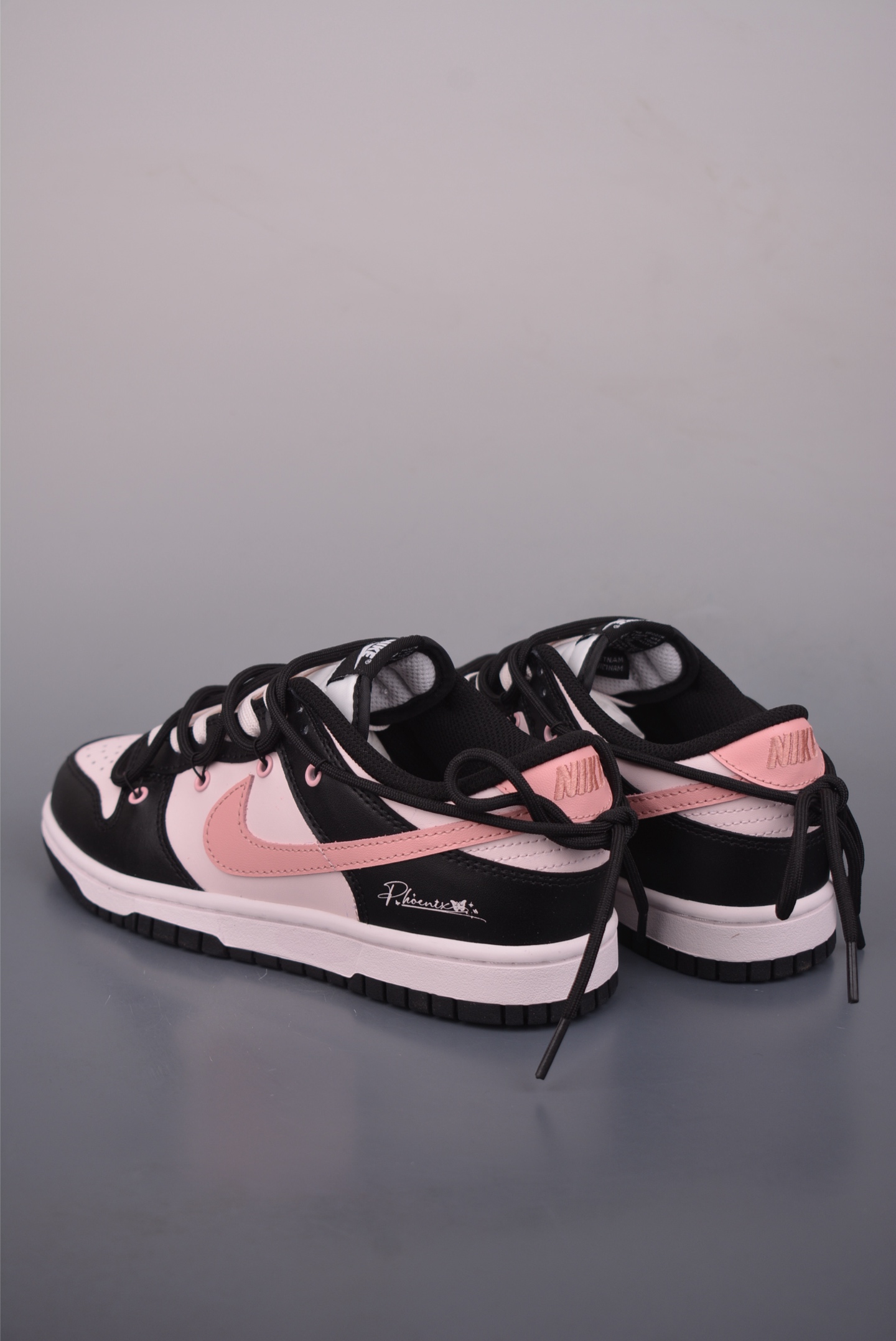 Nike SB Dunk Low 黑粉 解构绑带 BP1120-059 Nike SB Dunk Low 黑粉 解构绑带 BP1120-059