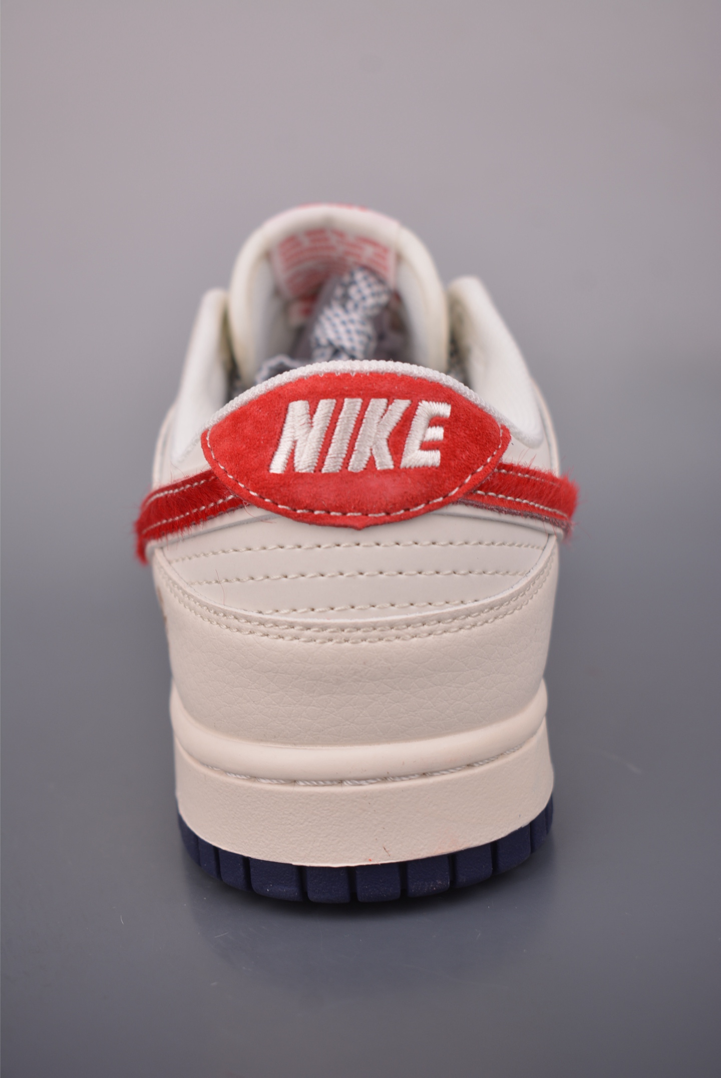 Nike SB Dunk Low 马年限定 SD6868-111 Nike SB Dunk Low 马年限定 SD6868-111