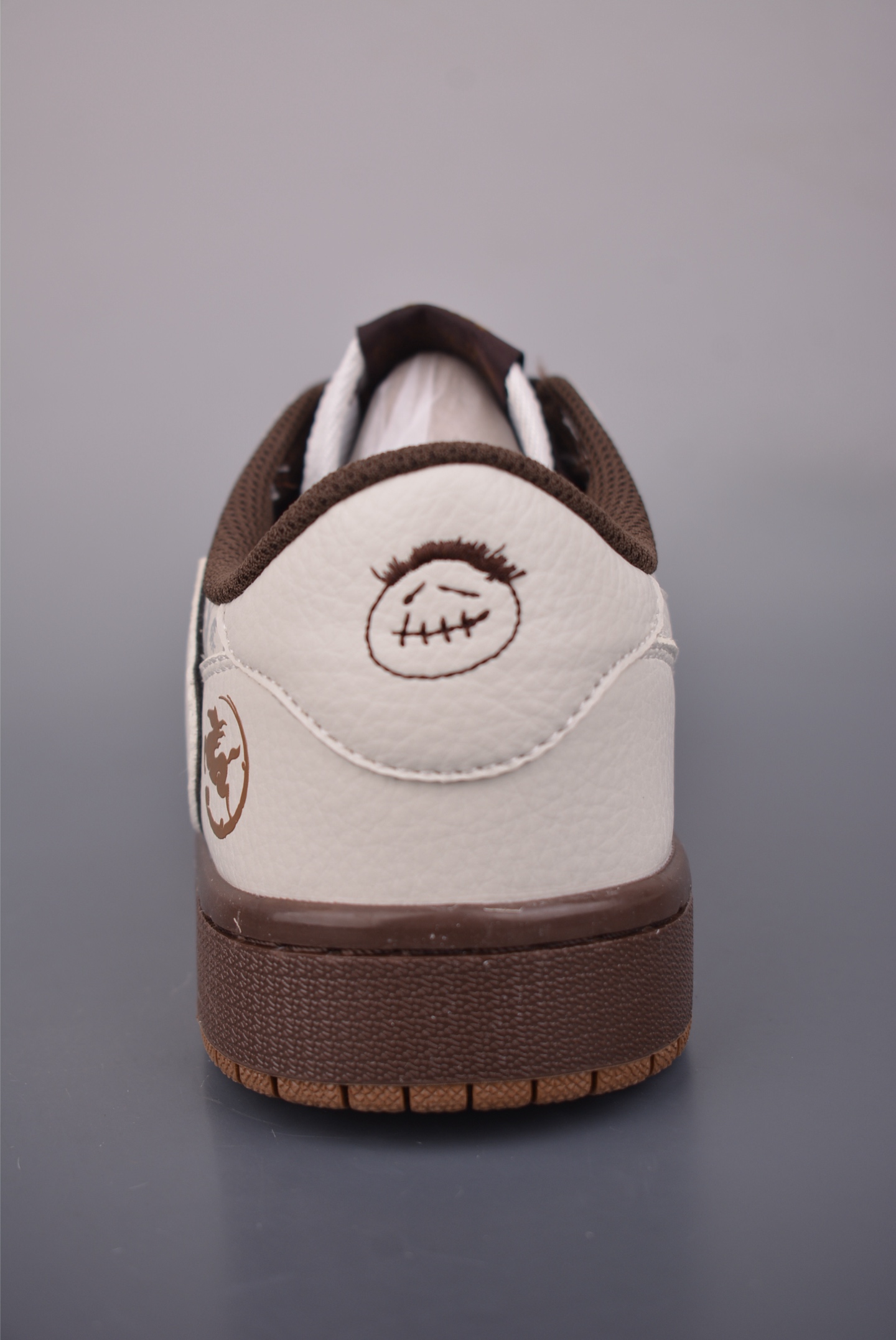 Fragment x Travis Scott x 马年限定 Air Jordan 1 Low 三方联名倒钩 NH0601-061-Top High Quatity Cheap Sneakers Fashion Clothing Clothes Bags handbags Shoes of all Brand wholesale With The best Quality And Beautiful Price from China Factory Chinese suppliers wholesaler seller Fragment x Travis Scott x 马年限定 Air Jordan 1 Low 三方联名倒钩 NH0601-061