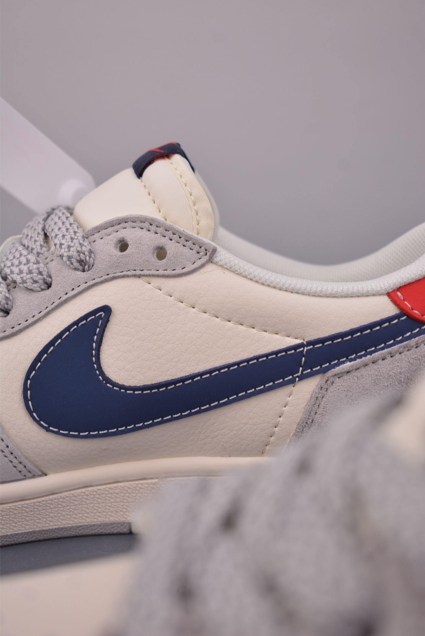 Fragment x Travis Scott x 马年限定 Air Jordan 1 Low 三方联名倒钩 ZH2598-903-Top High Quatity Cheap Sneakers Fashion Clothing Clothes Bags handbags Shoes of all Brand wholesale With The best Quality And Beautiful Price from China Factory Chinese suppliers wholesaler seller Fragment x Travis Scott x 马年限定 Air Jordan 1 Low 三方联名倒钩 ZH2598-903