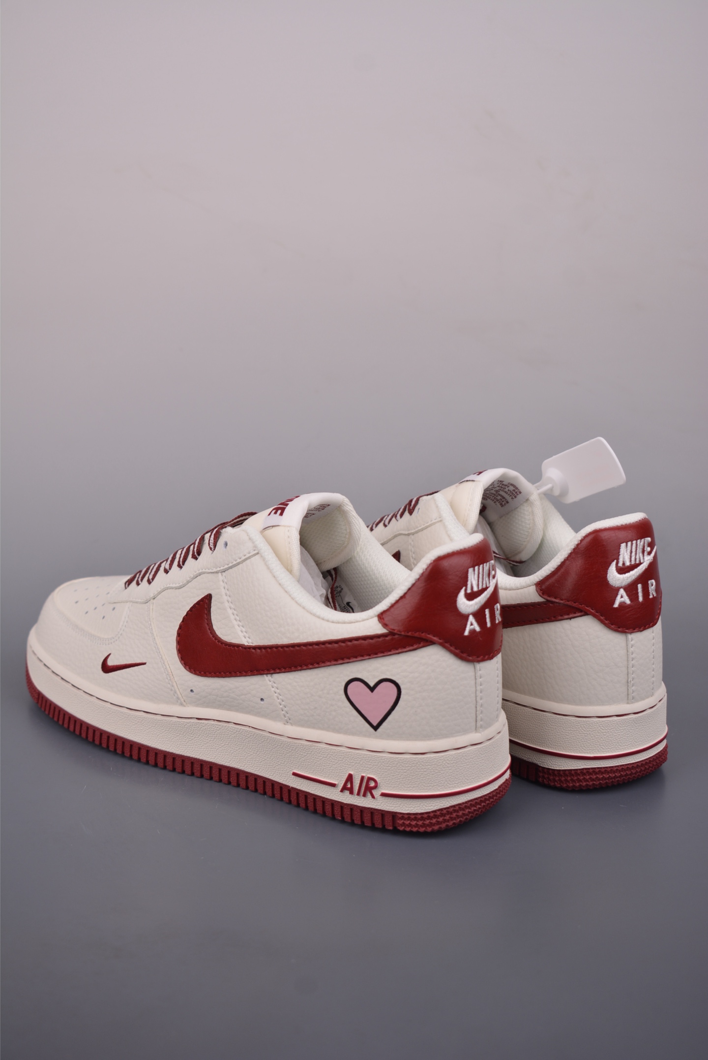 Nike Air Force 1 Low 情人节限定 NH0601-539-Top High Quatity Cheap Sneakers Fashion Clothing Clothes Bags handbags Shoes of all Brand wholesale With The best Quality And Beautiful Price from China Factory Chinese suppliers wholesaler seller Nike Air Force 1 Low 情人节限定 NH0601-539