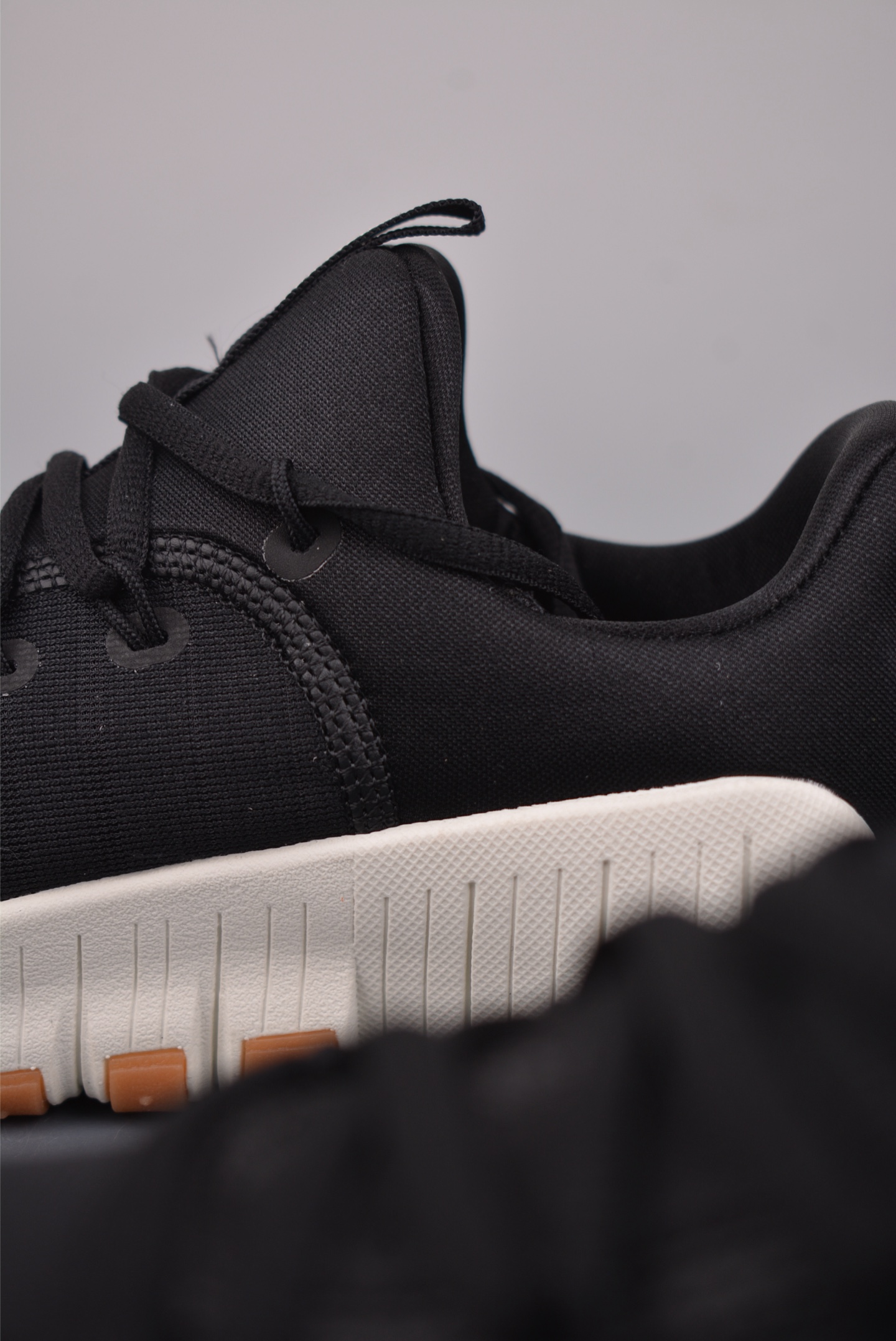 Nike Free Metcon 6 网布 圆头系带 减震防滑 低帮训练鞋 FJ7127-010