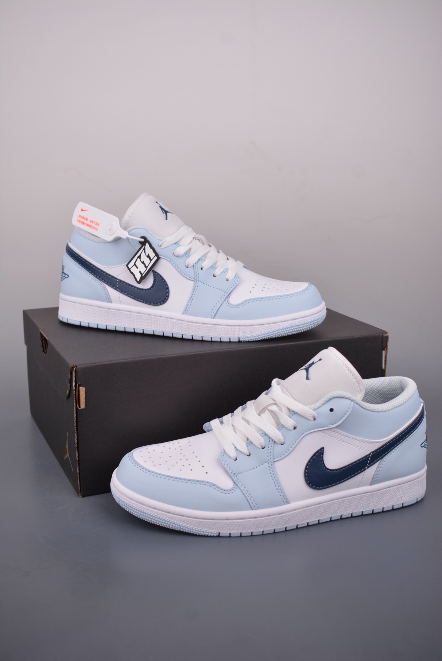 Air Jordan 1 Low 浅白蓝 AJ1乔1低帮休闲板鞋 553558-400 Air Jordan 1 Low 浅白蓝 AJ1乔1低帮休闲板鞋 553558-400