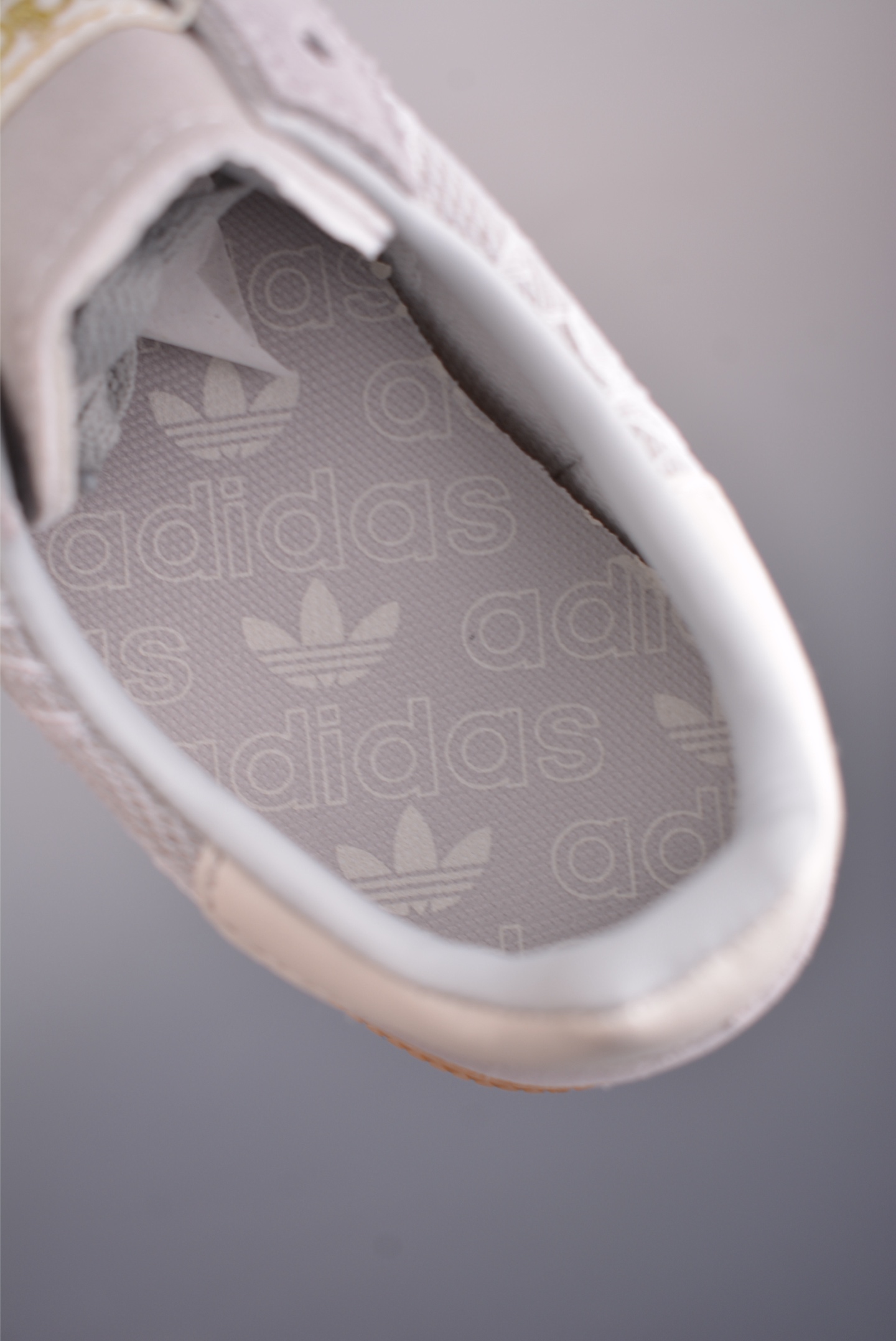 Ad Originals WENSLEY Spzl 阿迪防滑耐磨低帮运动休闲鞋 HQ2650