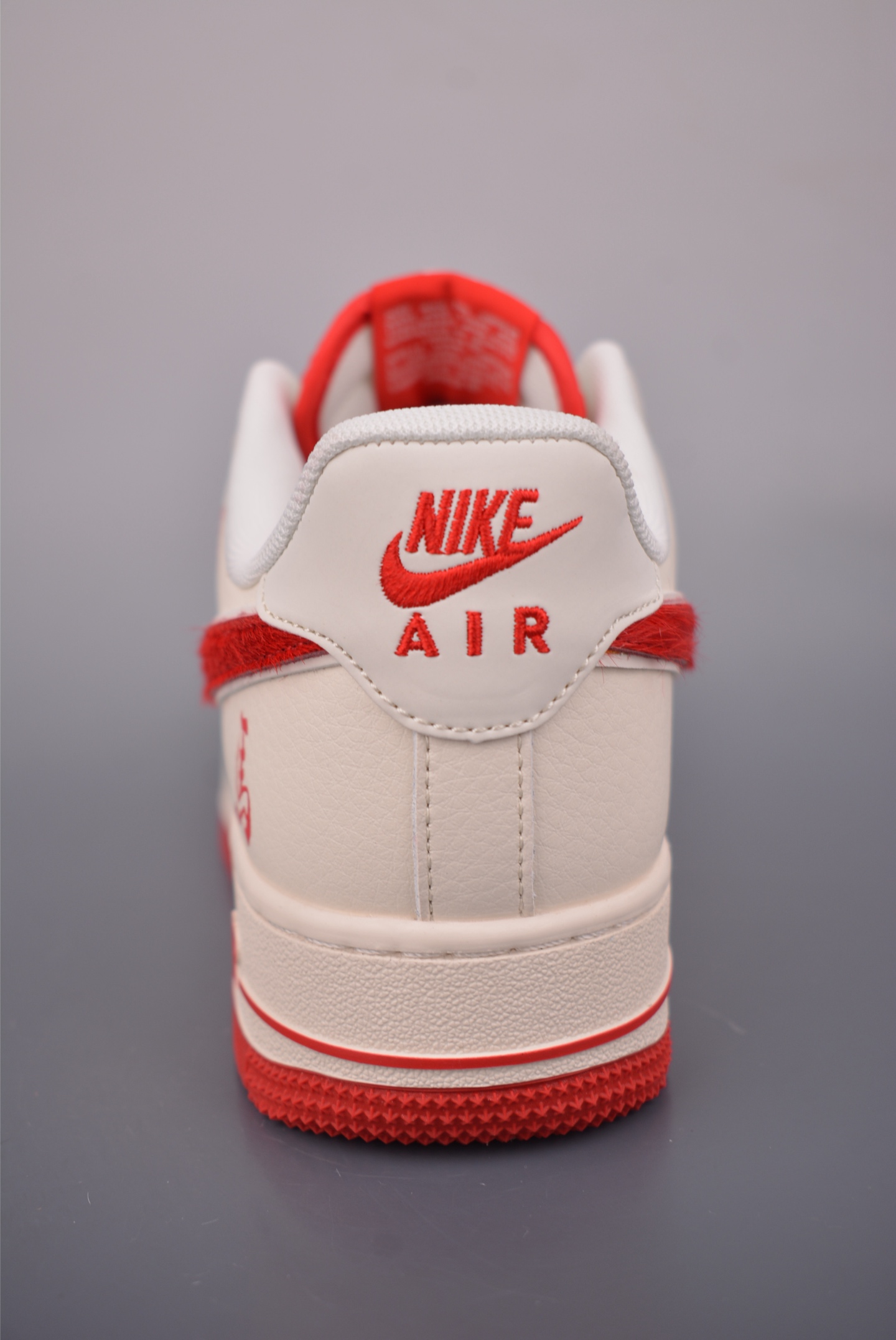 Nike Air Force 1 Low 马年限定 HT5088-626-Top High Quatity Cheap Sneakers Fashion Clothing Clothes Bags handbags Shoes of all Brand wholesale With The best Quality And Beautiful Price from China Factory Chinese suppliers wholesaler seller Nike Air Force 1 Low 马年限定 HT5088-626