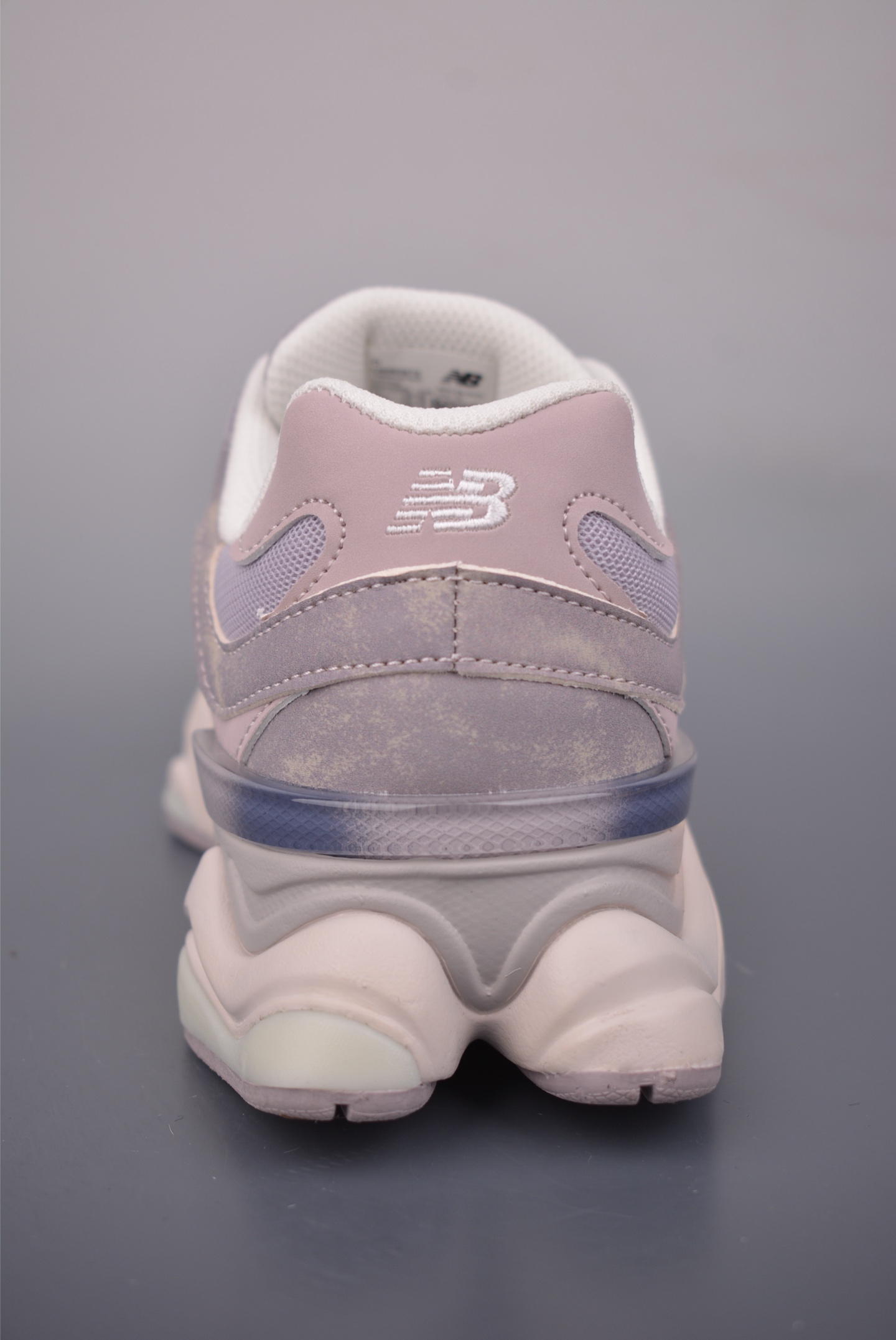 Joe Freshgoods x New Balance 渠道 NB9060 联名款 复古休闲运动慢跑鞋 U9060870 Joe Freshgoods x New Balance 渠道 NB9060 联名款 复古休闲运动慢跑鞋 U9060870