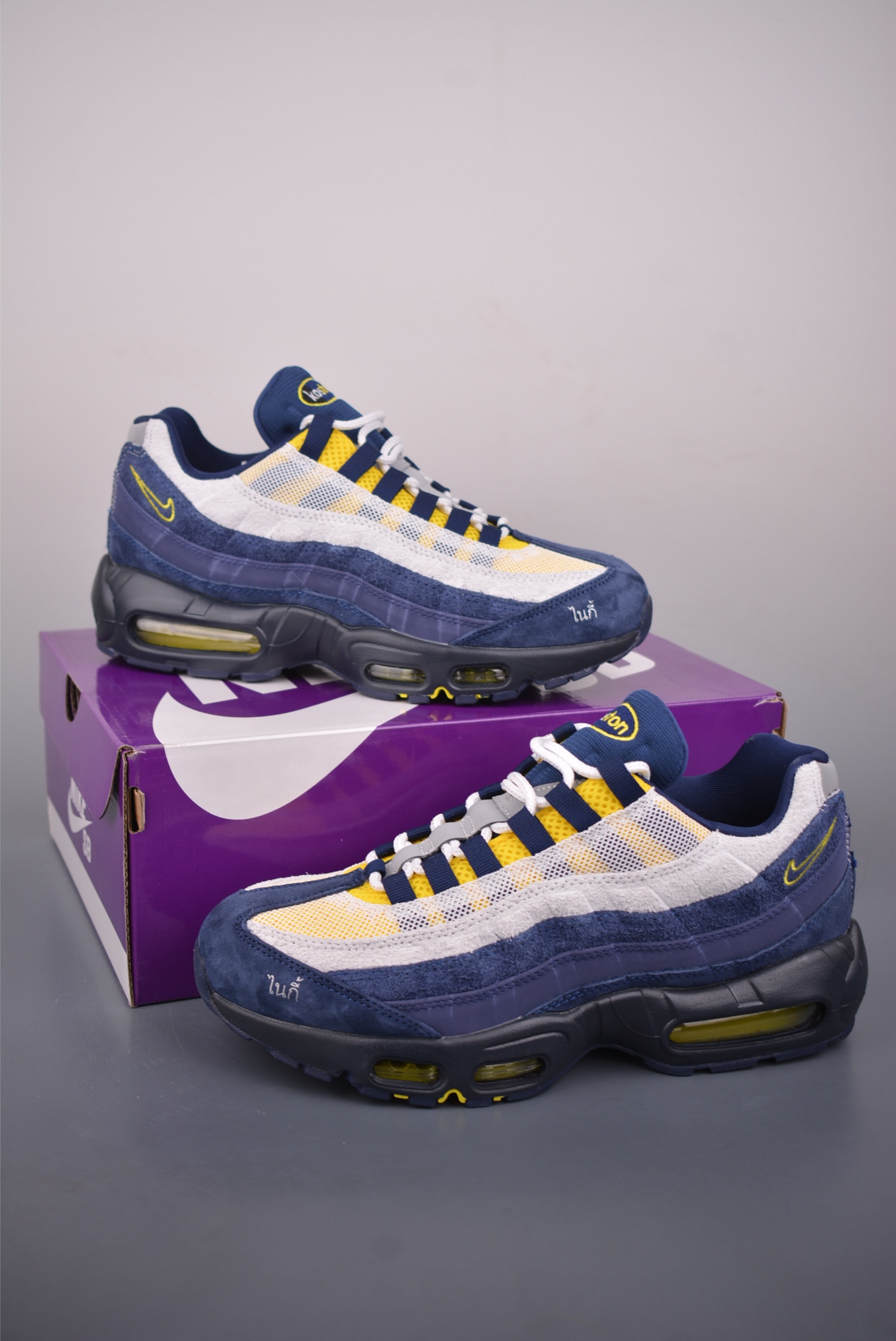 NIKE Air Max 95 版本 潮流百搭 气垫缓震慢跑鞋 HQ8492-400 NIKE Air Max 95 版本 潮流百搭 气垫缓震慢跑鞋 HQ8492-400