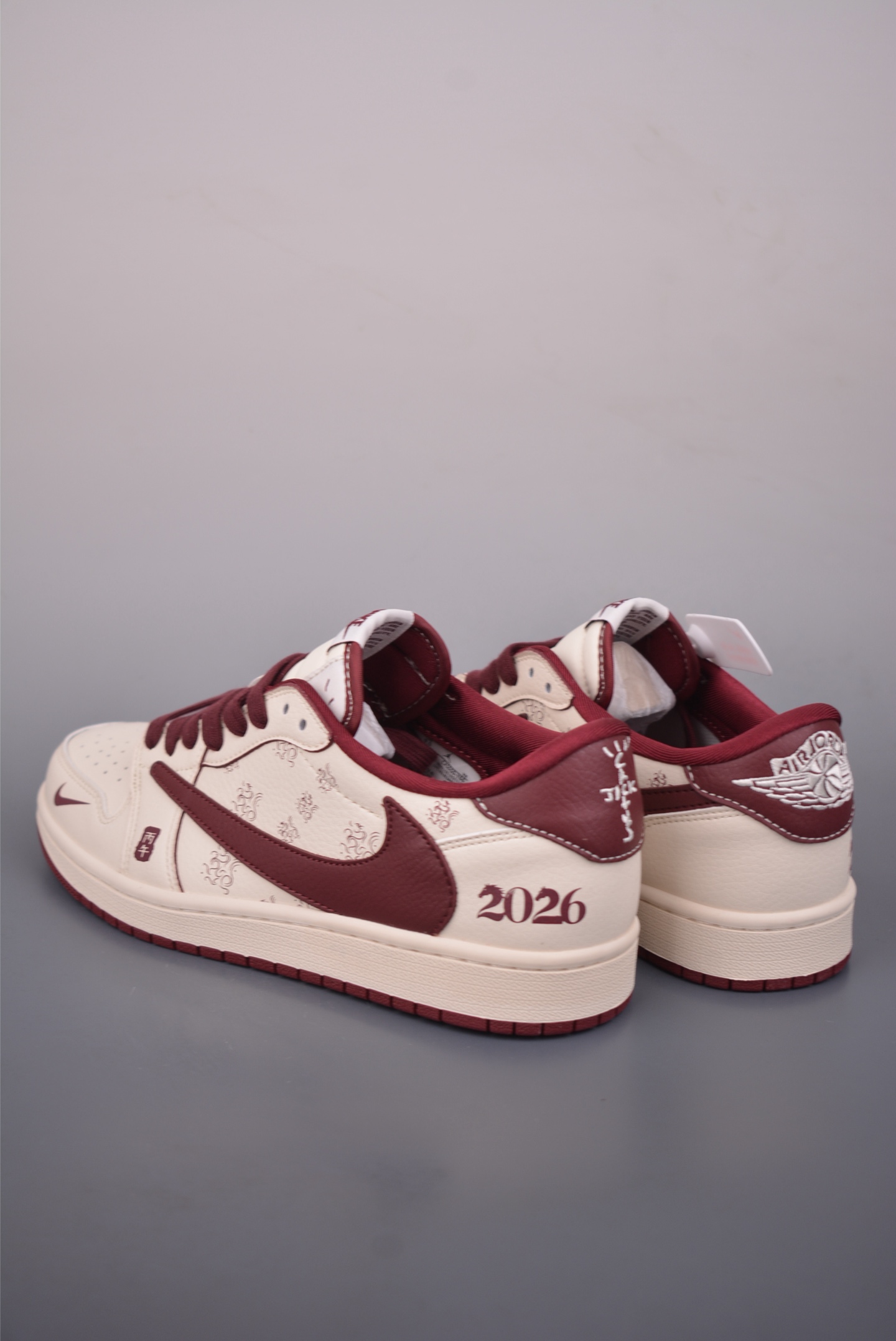 Fragment x Travis Scott x 马年限定 Air Jordan 1 Low 三方联名倒钩 CX5050-Y66 Fragment x Travis Scott x 马年限定 Air Jordan 1 Low 三方联名倒钩 CX5050-Y66