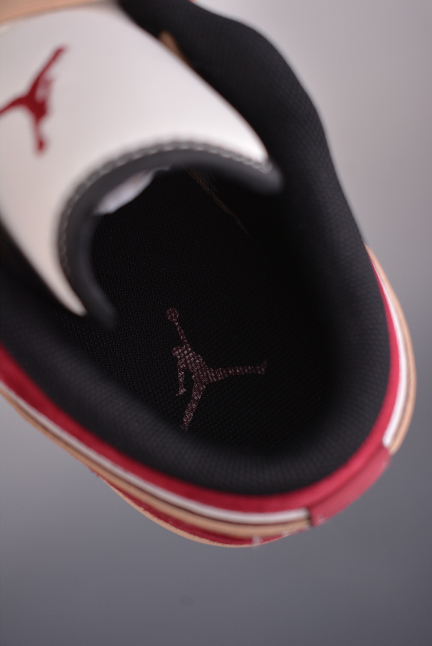 Nike Jordan Air Jordan 1 马年限定 LX1988-824-Top High Quatity Cheap Sneakers Fashion Clothing Clothes Bags handbags Shoes of all Brand wholesale With The best Quality And Beautiful Price from China Factory Chinese suppliers wholesaler seller Nike Jordan Air Jordan 1 马年限定 LX1988-824