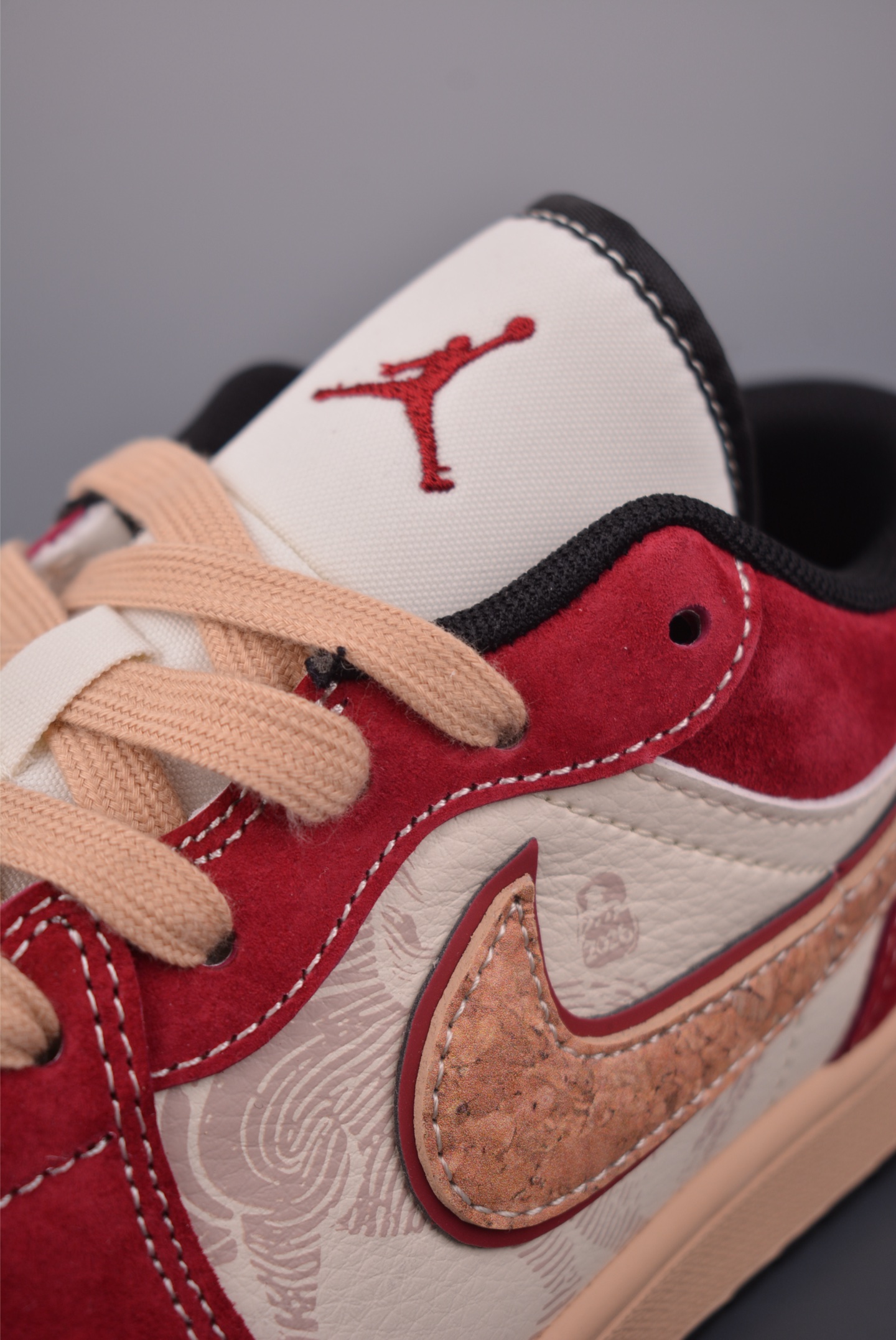 Nike Jordan Air Jordan 1 马年限定 LX1988-824-Top High Quatity Cheap Sneakers Fashion Clothing Clothes Bags handbags Shoes of all Brand wholesale With The best Quality And Beautiful Price from China Factory Chinese suppliers wholesaler seller Nike Jordan Air Jordan 1 马年限定 LX1988-824