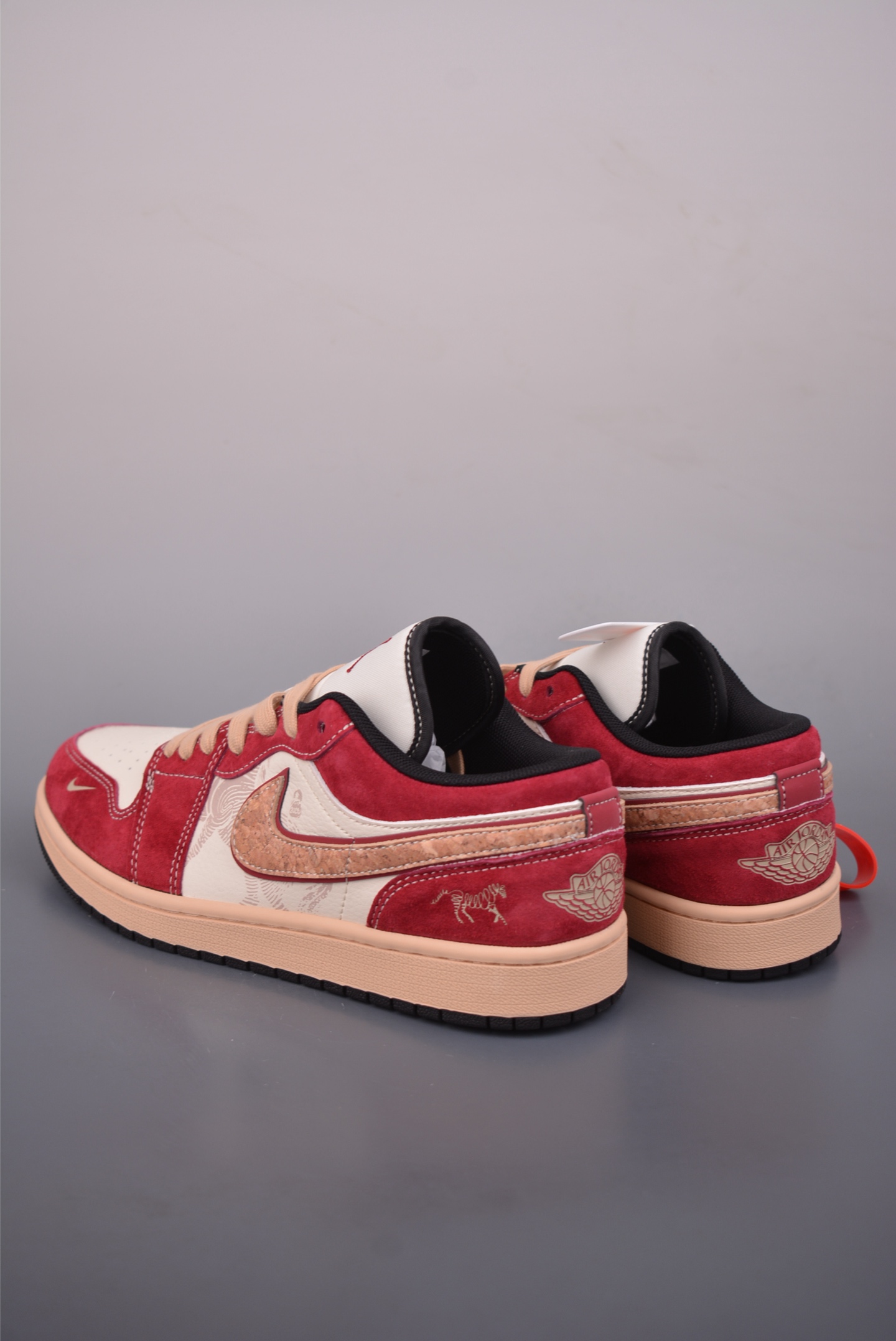 Nike Jordan Air Jordan 1 马年限定 LX1988-824-Top High Quatity Cheap Sneakers Fashion Clothing Clothes Bags handbags Shoes of all Brand wholesale With The best Quality And Beautiful Price from China Factory Chinese suppliers wholesaler seller Nike Jordan Air Jordan 1 马年限定 LX1988-824