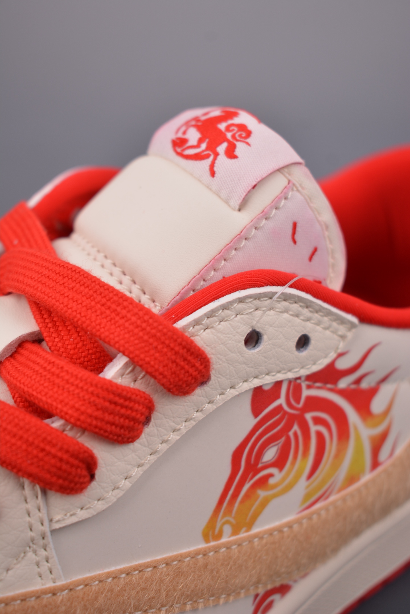 Fragment x Travis Scott x 马年限定 Air Jordan 1 Low 三方联名倒钩 JY6988 27 110-Top High Quatity Cheap Sneakers Fashion Clothing Clothes Bags handbags Shoes of all Brand wholesale With The best Quality And Beautiful Price from China Factory Chinese suppliers wholesaler seller Fragment x Travis Scott x 马年限定 Air Jordan 1 Low 三方联名倒钩 JY6988 27 110