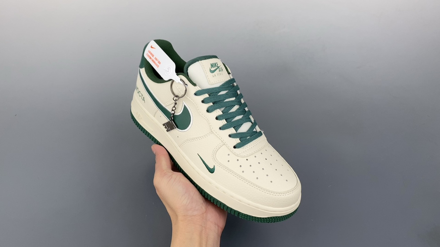 _dsM9sG0vauYxEwk5RDo_Q81qfwnLelN_HdgOUxw