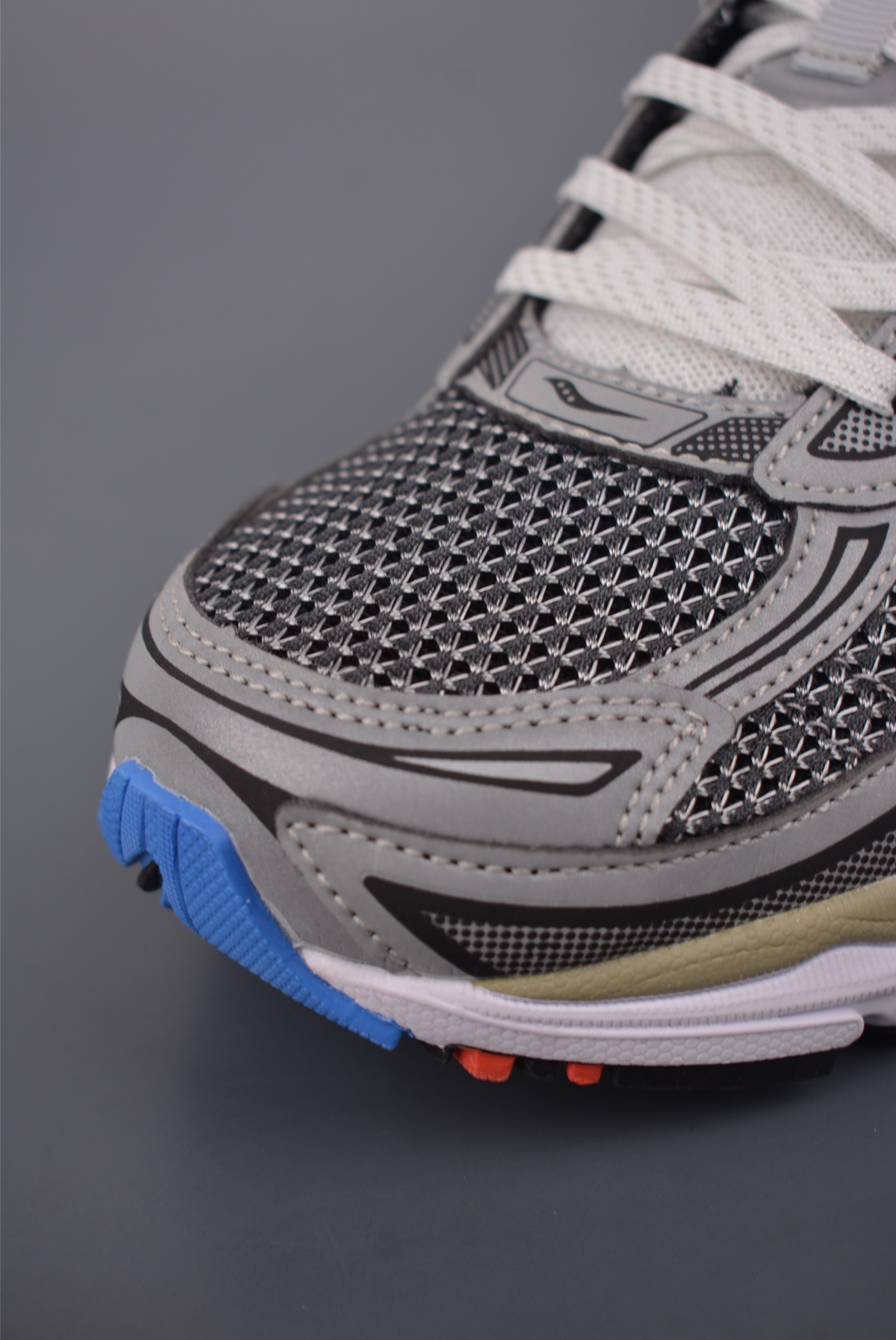 Saucony索康尼 Pro Grid Omni 9 全擎9 舒适柔软跑步鞋 S70739-Top High Quatity Cheap Sneakers Fashion Clothing Clothes Bags handbags Shoes of all Brand wholesale With The best Quality And Beautiful Price from China Factory Chinese suppliers wholesaler seller Saucony索康尼 Pro Grid Omni 9 全擎9 舒适柔软跑步鞋 S70739