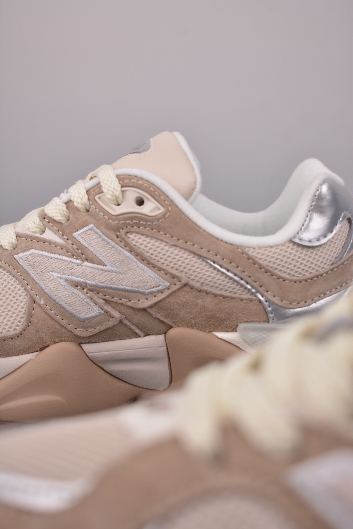 Joe Freshgoods x New Balance 渠道 NB9060 联名款 复古休闲运动慢跑鞋 U9060ERM-Top High Quatity Cheap Sneakers Fashion Clothing Clothes Bags handbags Shoes of all Brand wholesale With The best Quality And Beautiful Price from China Factory Chinese suppliers wholesaler seller Joe Freshgoods x New Balance 渠道 NB9060 联名款 复古休闲运动慢跑鞋 U9060ERM