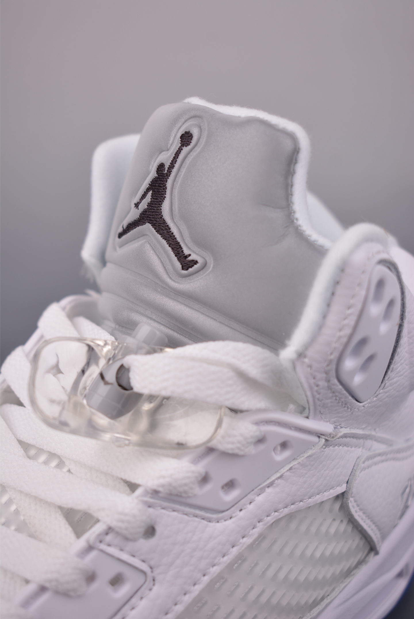 Air Jordan 5 Retro 乔丹5 复刻白红 HQ7978-103