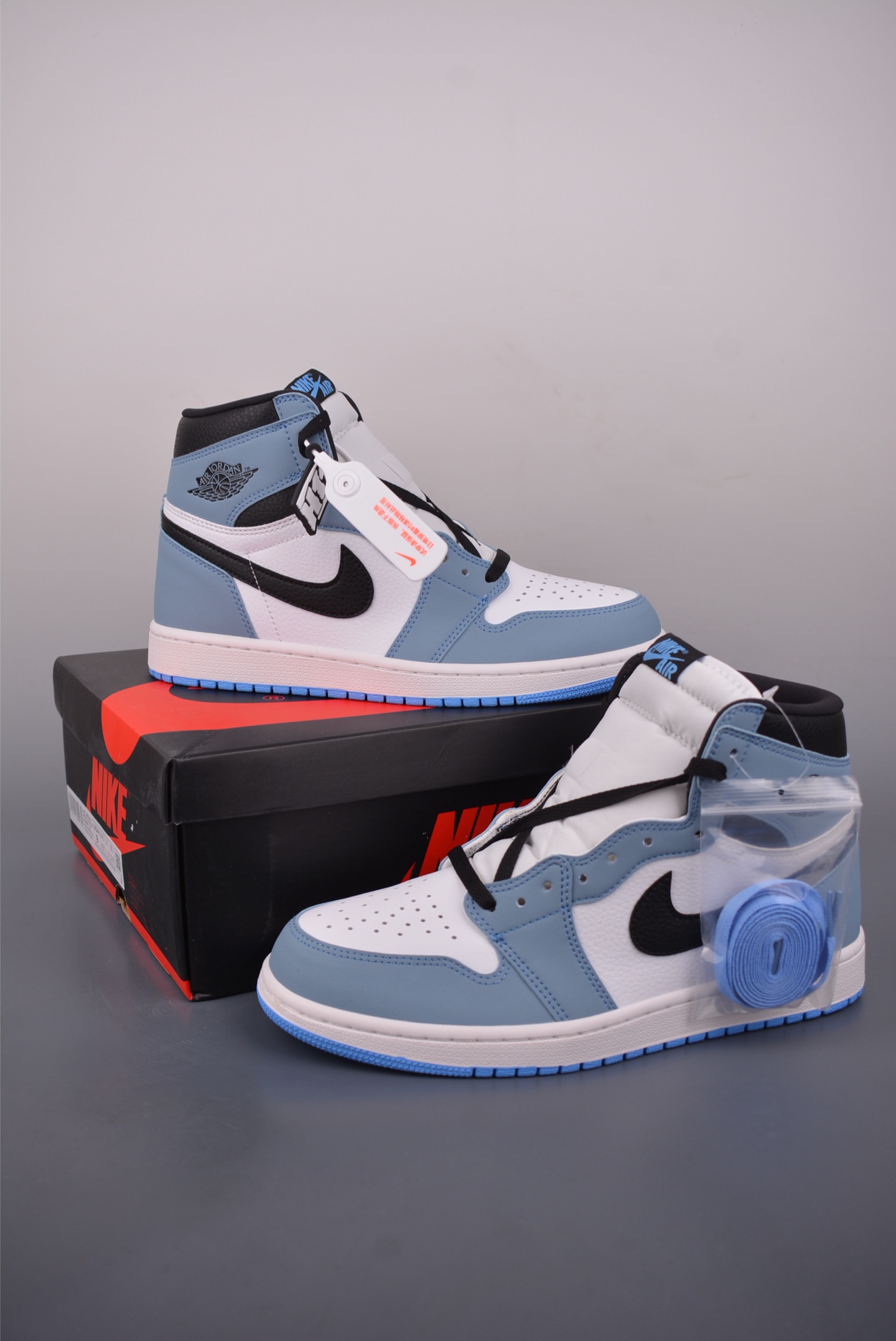 Jordan Air Jordan 1 High 大学蓝 莞产原底面 555088-134-Chinese wholesaler seller Clothes Bags handbags wholesale Shoes High Quatity wholesaler seller Cheap Sneakers from China Factory Chinese suppliers china wholesale clothing wholesaler seller Jordan Air Jordan 1 High 大学蓝 莞产原底面 555088-134